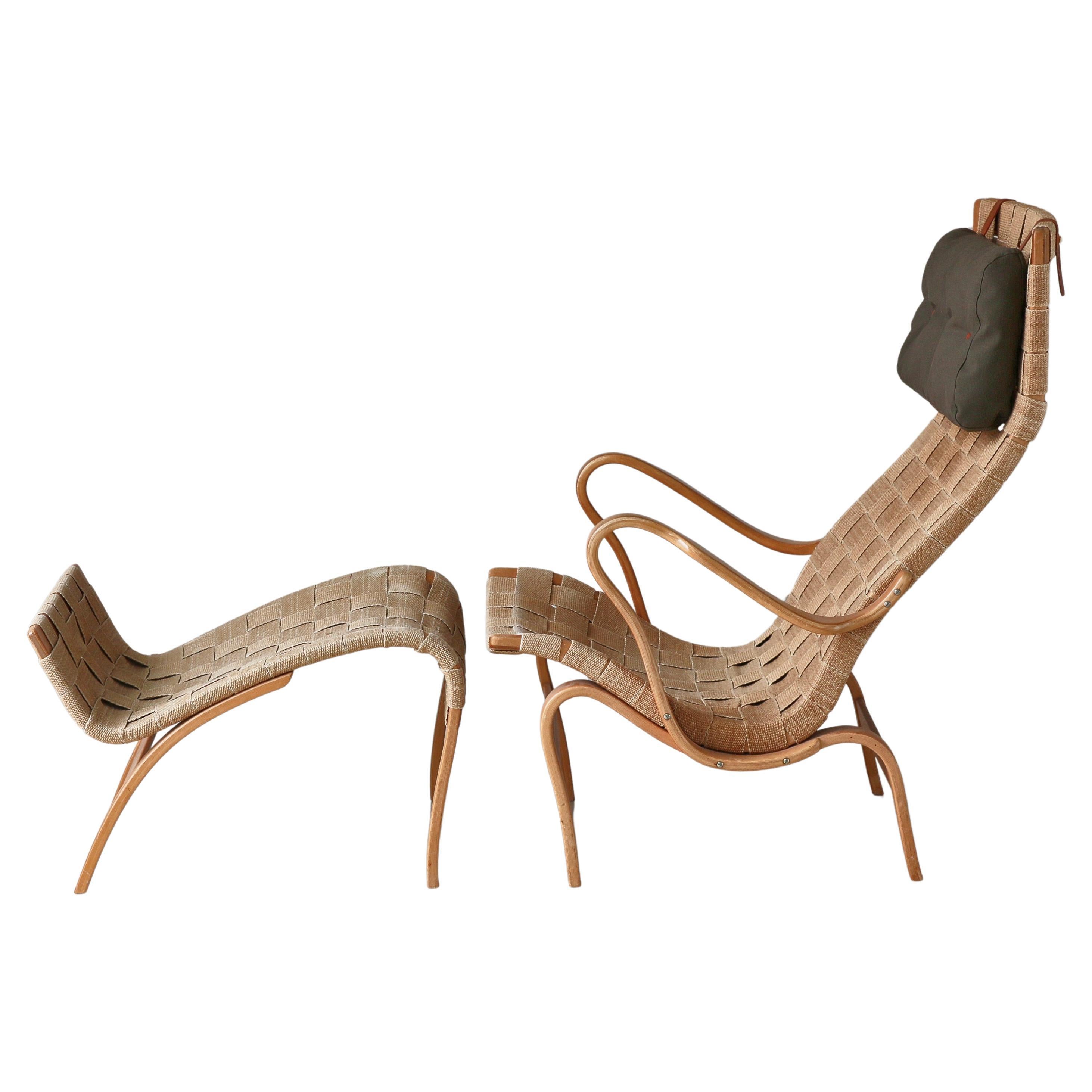 Bruno Mathsson Lounge Chair "Pernilla 2" w. Ottoman, Karl Mathsson, 1972 For Sale