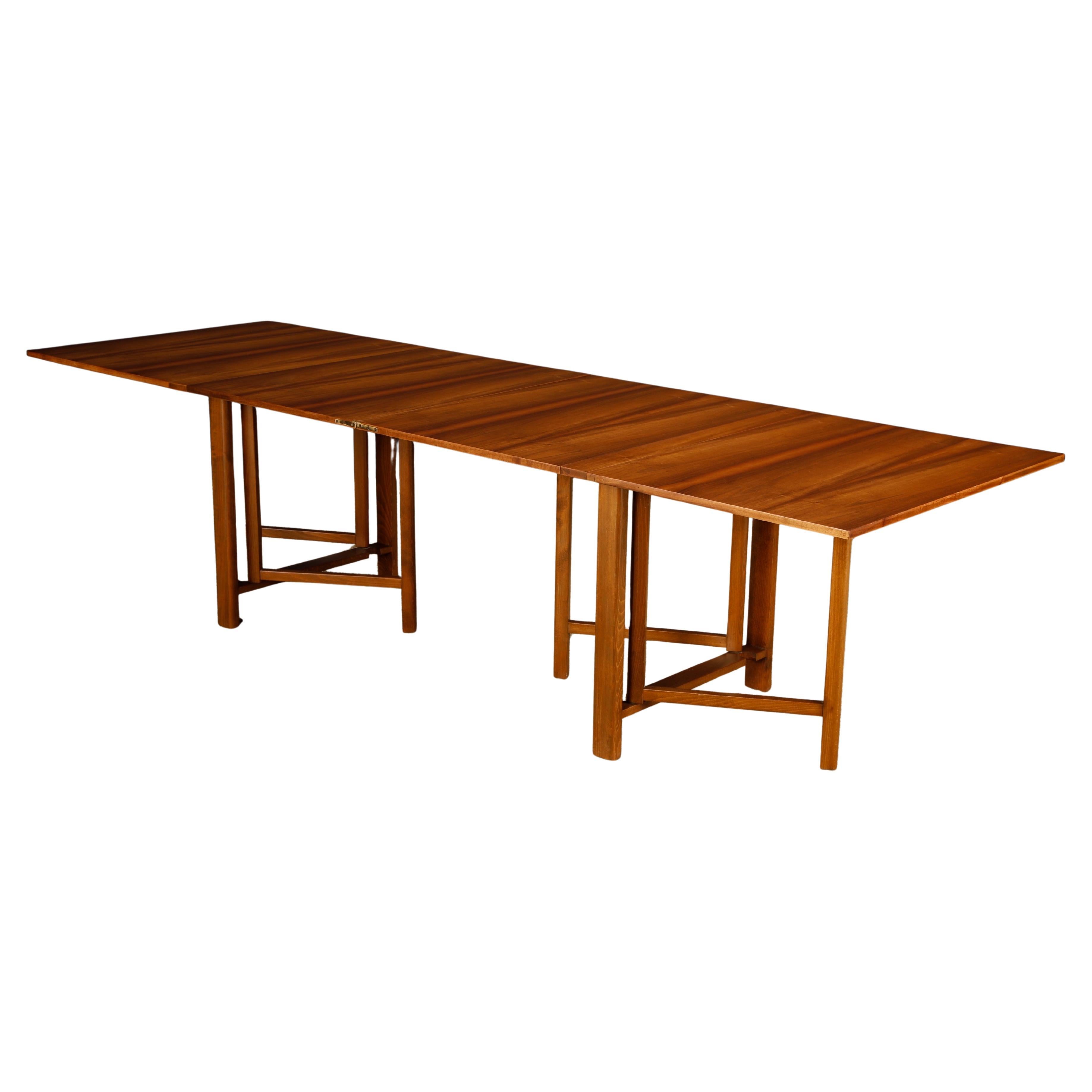 Bruno Mathsson 
Maria
 Drop-Leaf Folding Table in Walnut, Sweden, c 1950s For Sale