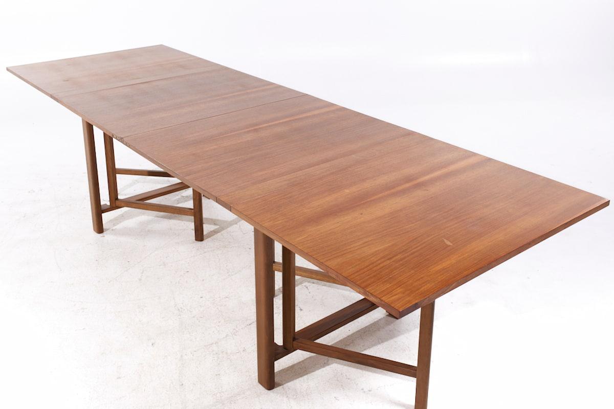 Bruno Mathsson Maria Style MCM Swedish Teak Expanding 10 Seater Dining Table For Sale 4