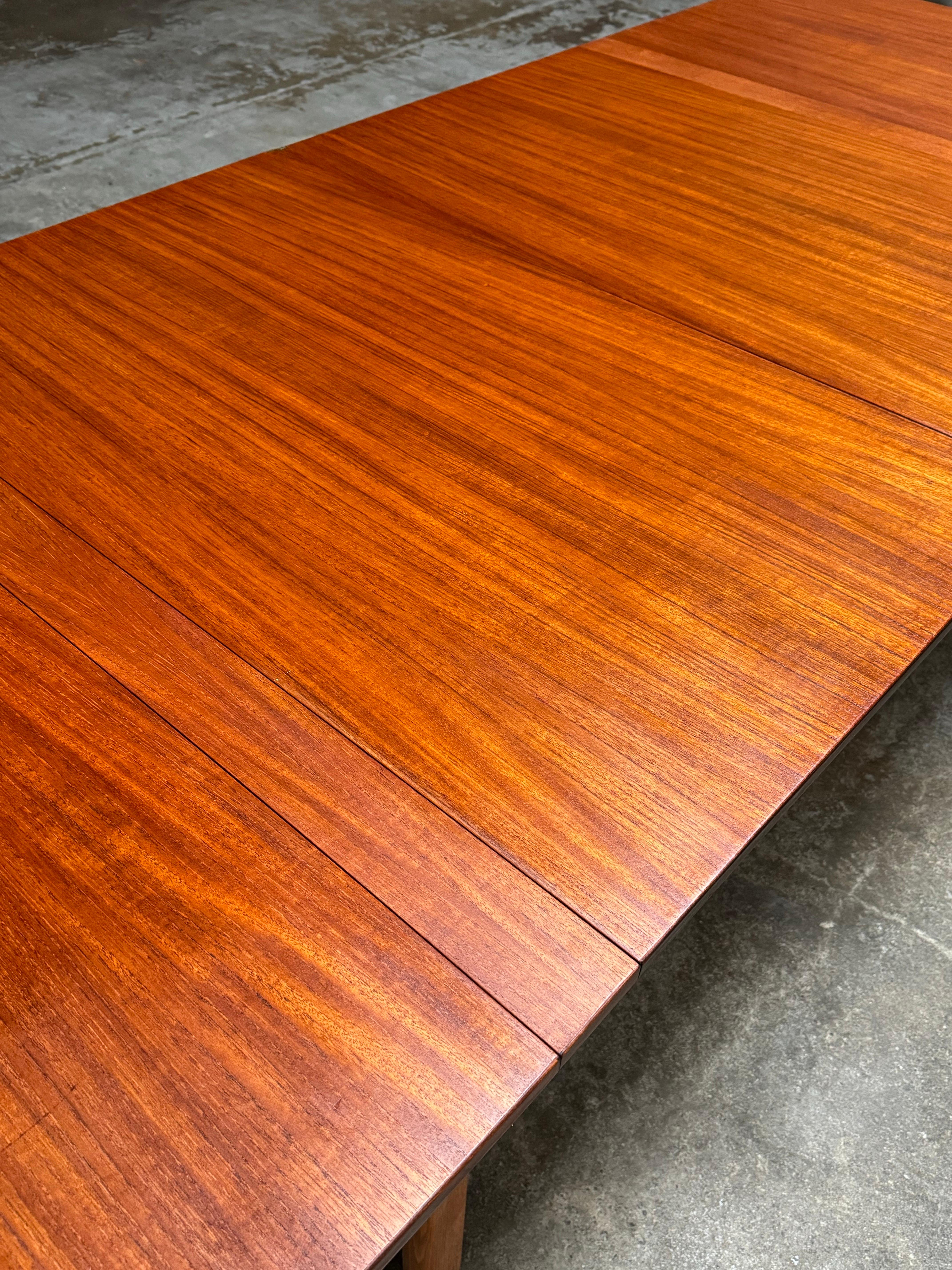 Bruno Mathsson Maria style table by Hafnia of Denmark 4