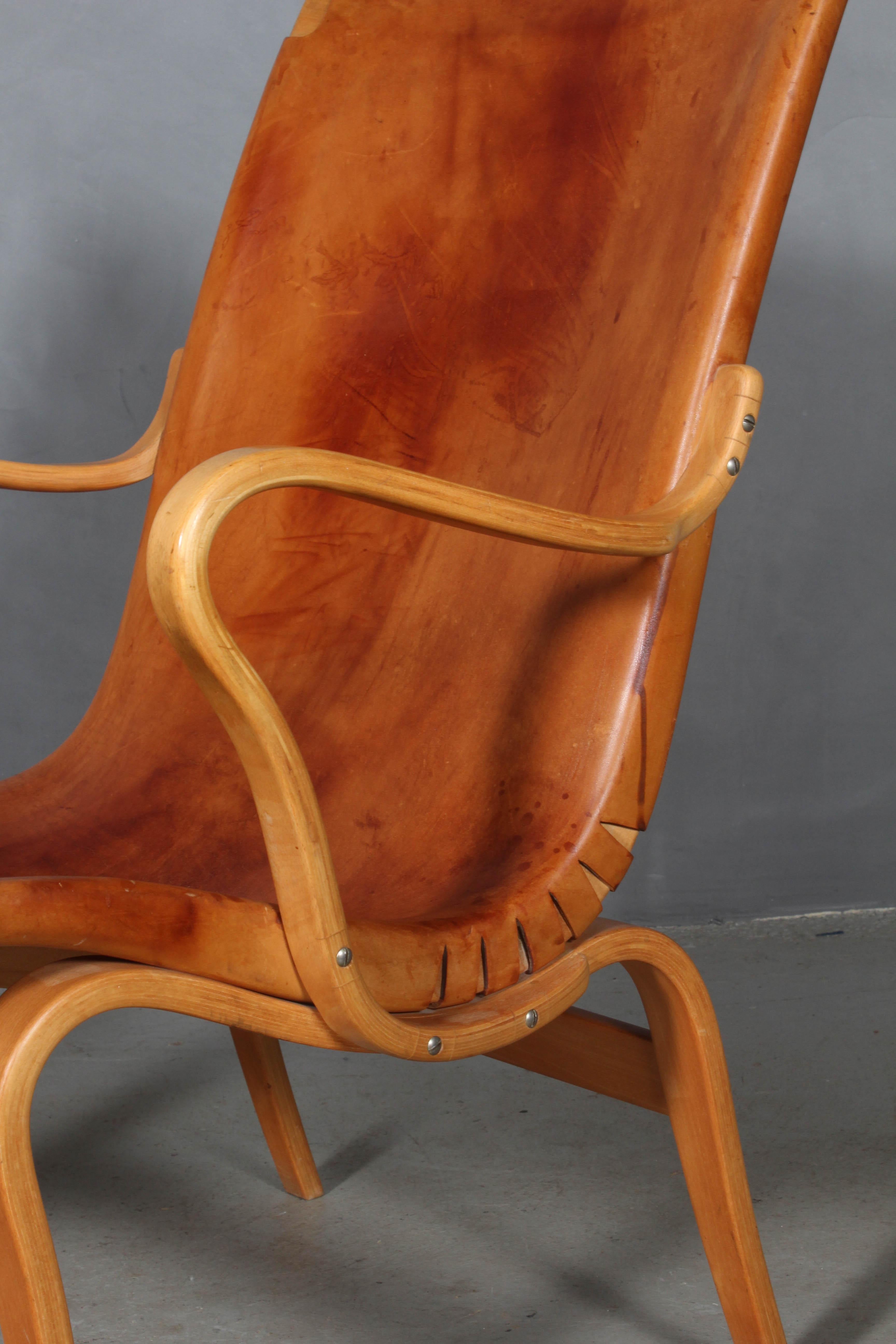 Swedish Bruno Mathsson Pair of Eva Lounge Chair with Leather