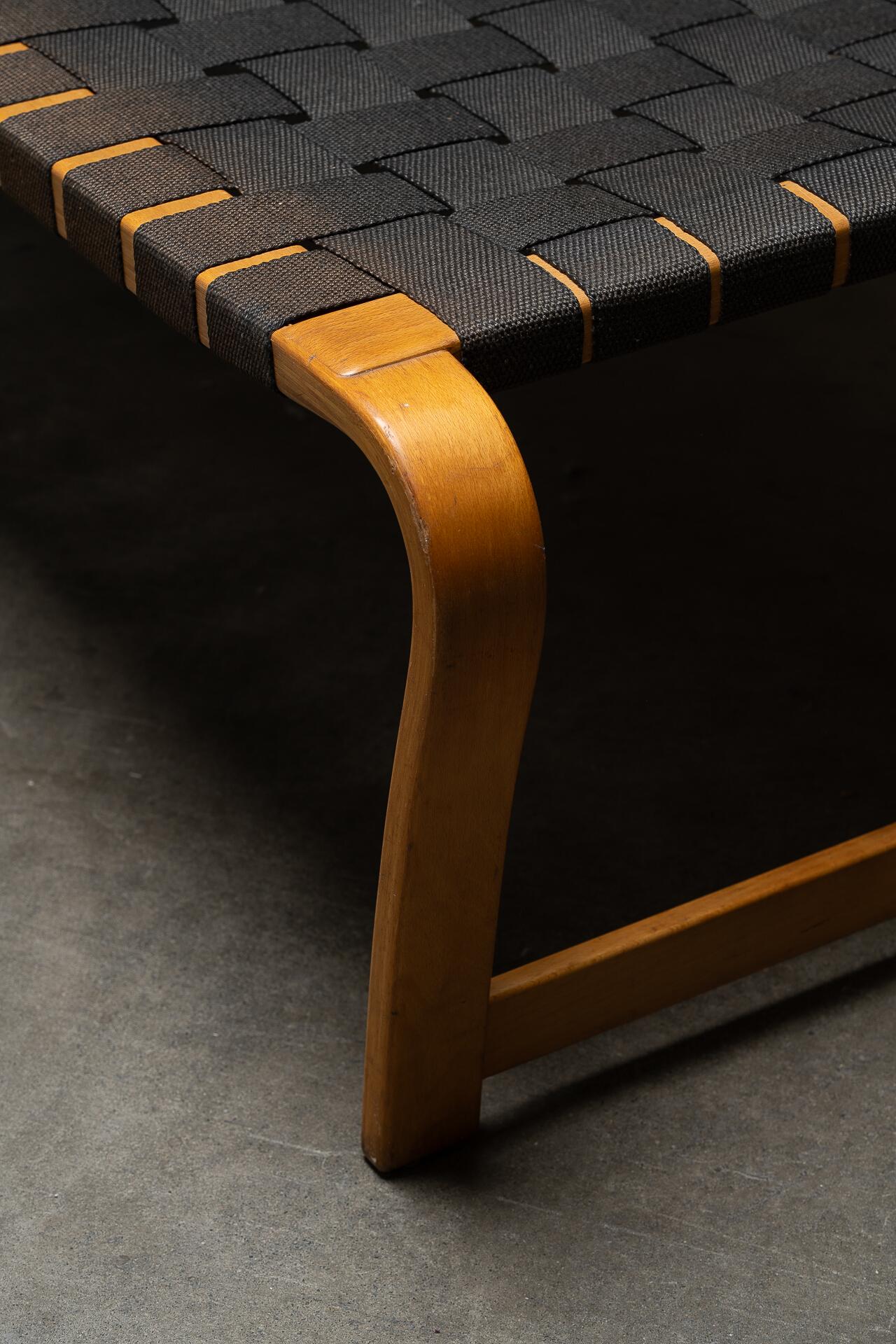 Bruno Mathsson “Paris” Daybed For Sale 7