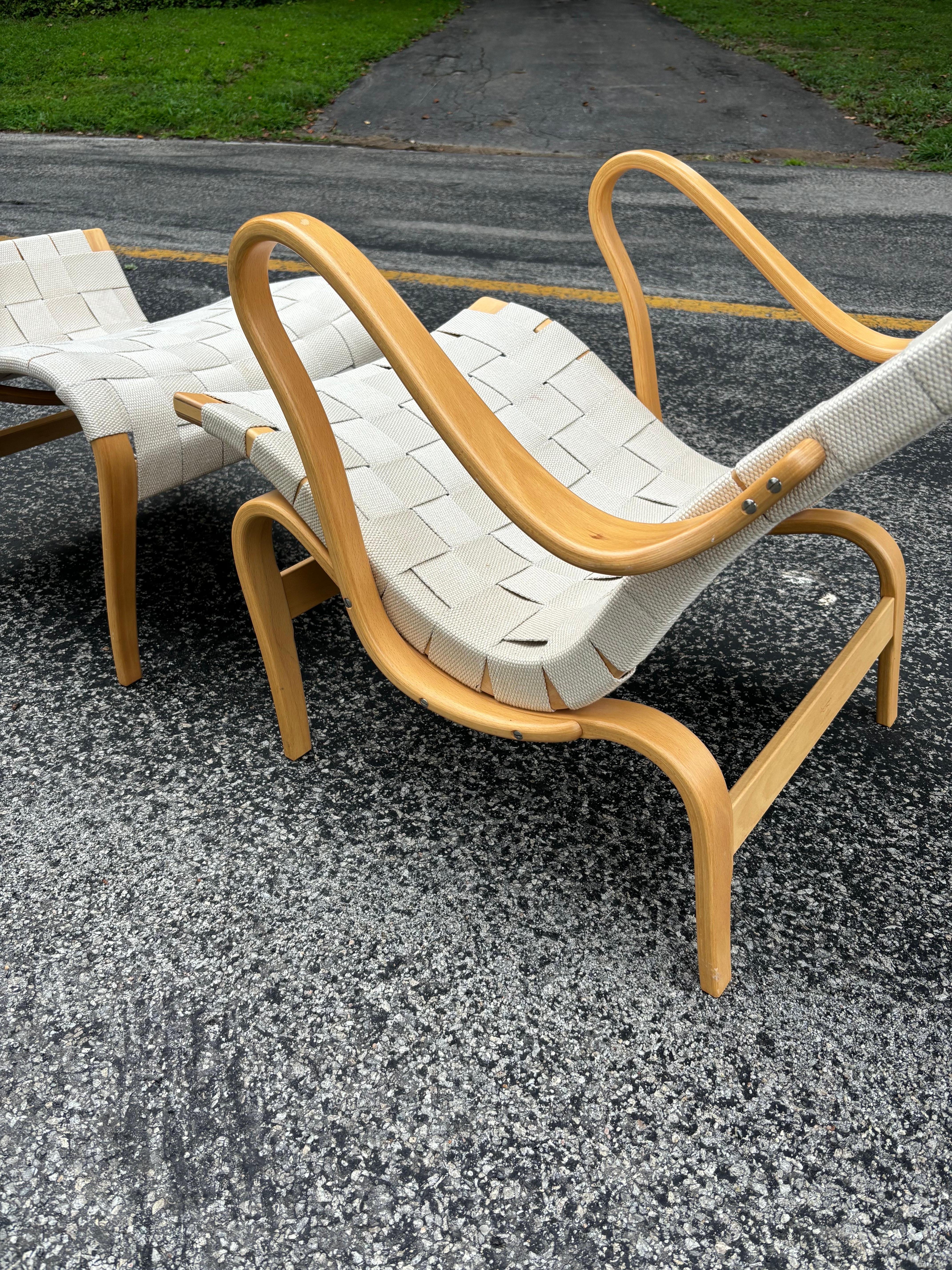 Swedish Bruno Mathsson Pernilla Chaise Lounge Chair and Ottoman For Sale