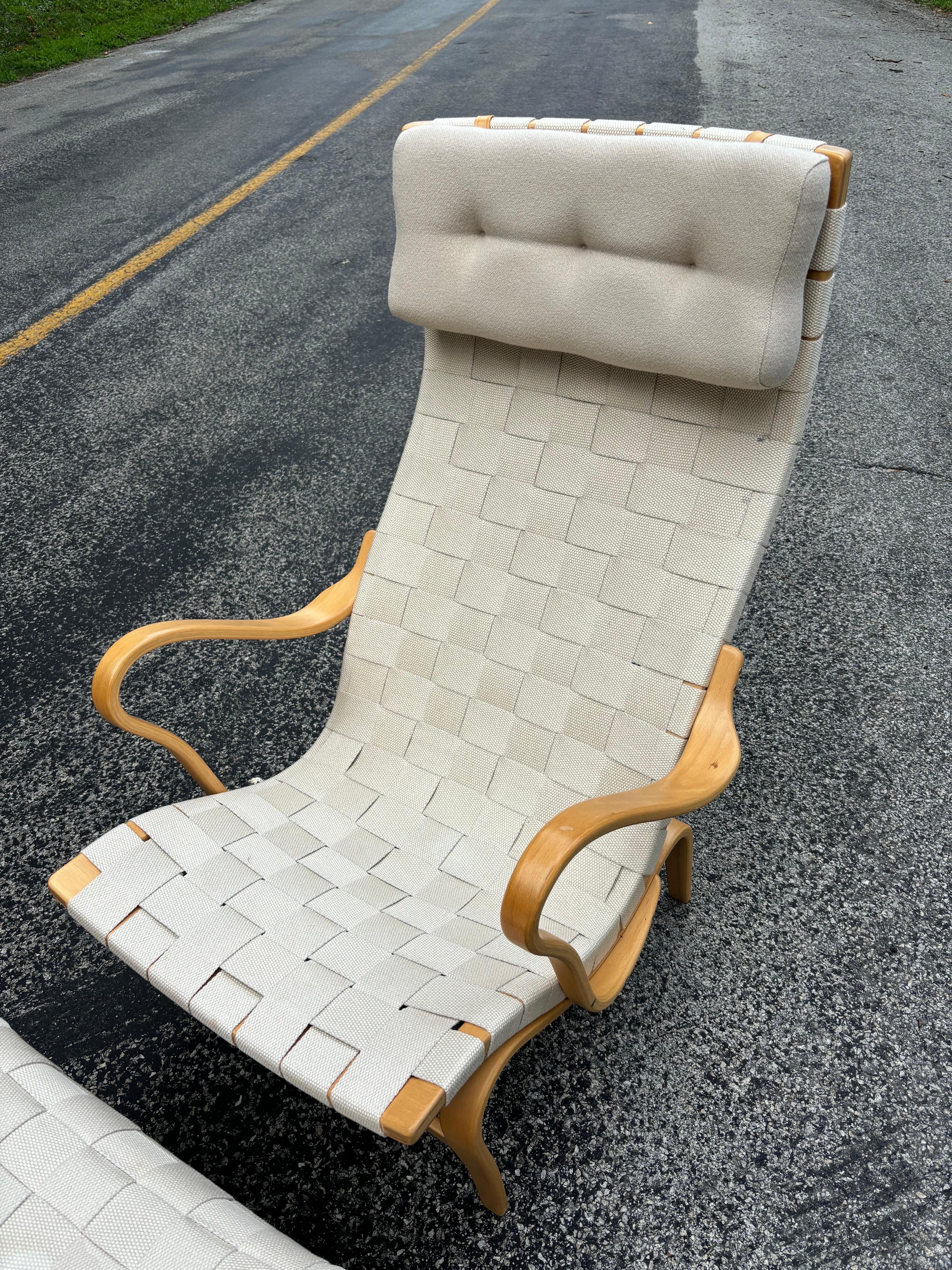 Contemporary Bruno Mathsson Pernilla Chaise Lounge Chair and Ottoman For Sale