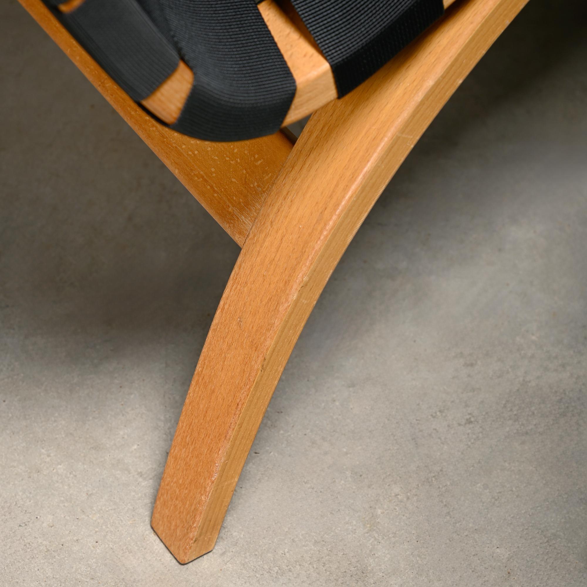 Bruno Mathsson Pernilla Easy Chair e Ottoman in Wood e cinghie nere in vendita 10