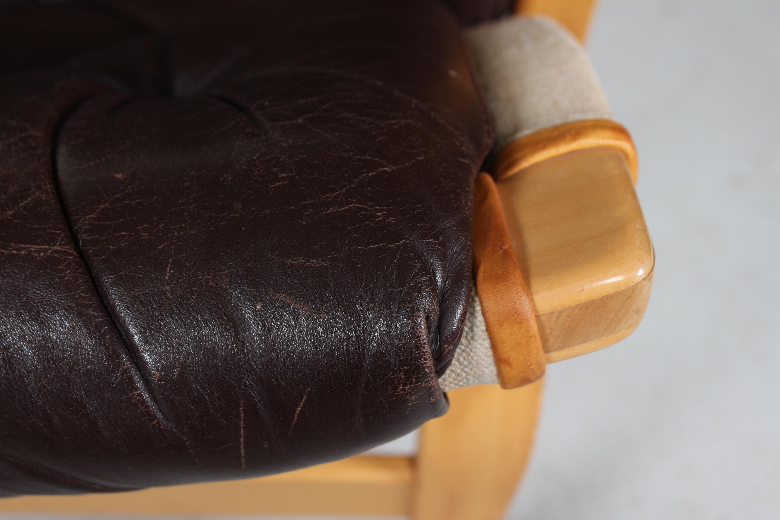 Bruno Mathsson Pernilla Lounge Chair for Dux. Mocha Colored Leather Sweden 1970s For Sale 4
