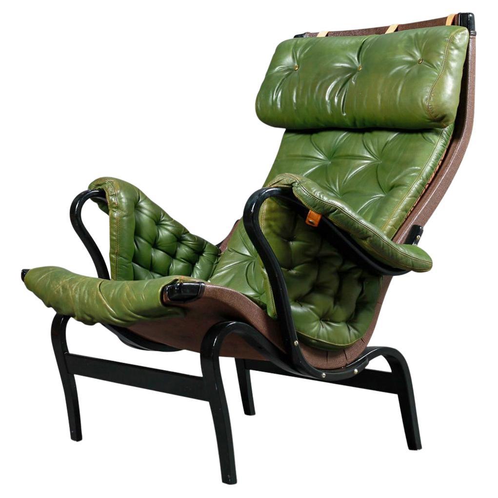 Bruno Mathsson "Pernilla" Lounge Chair in Green Leather