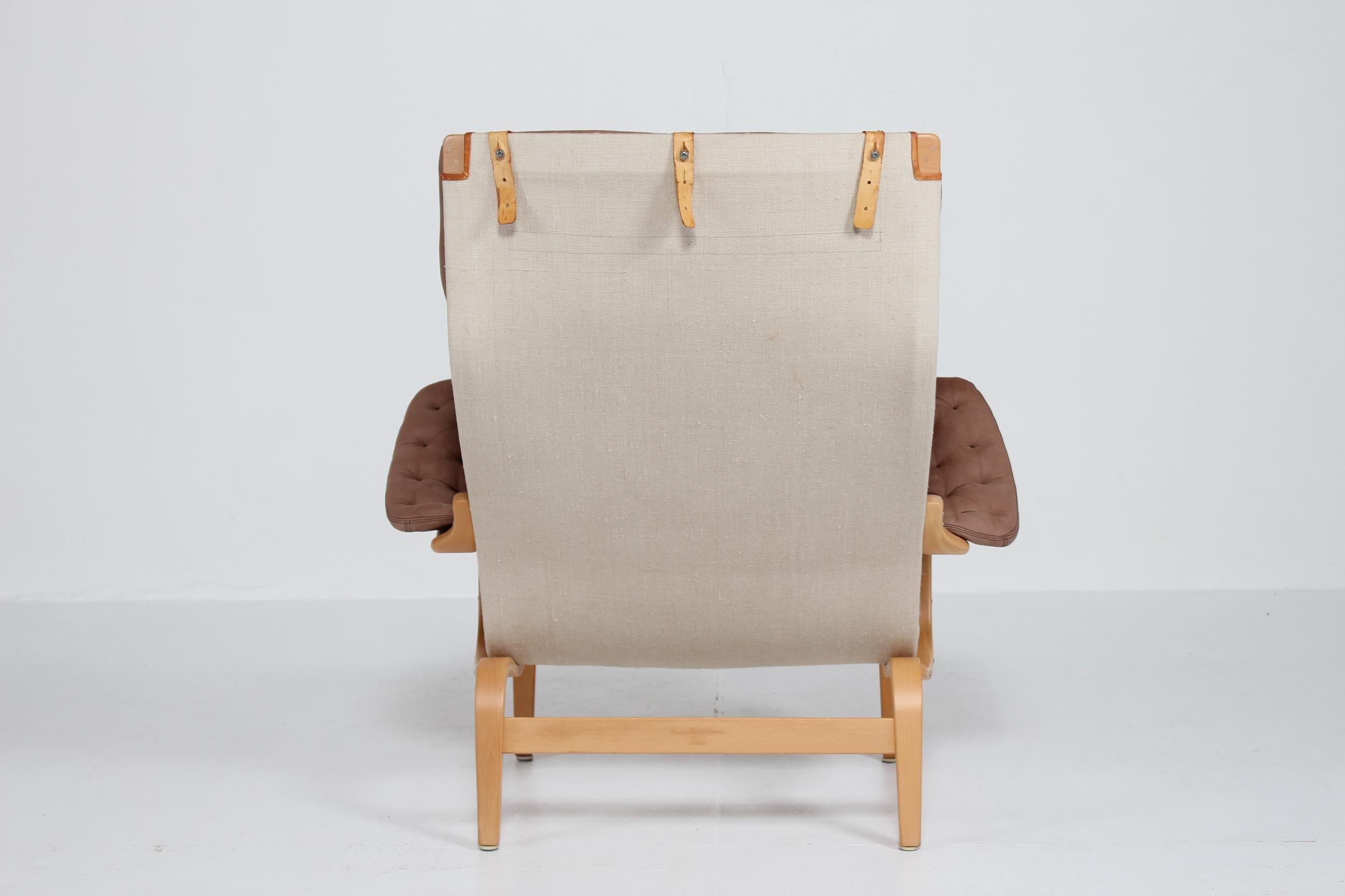 Bruno Mathsson Pernilla Lounge Chair + Stool of Chocolate Leather for Dux 1970s In Good Condition In Silkeborg, Silkeborg