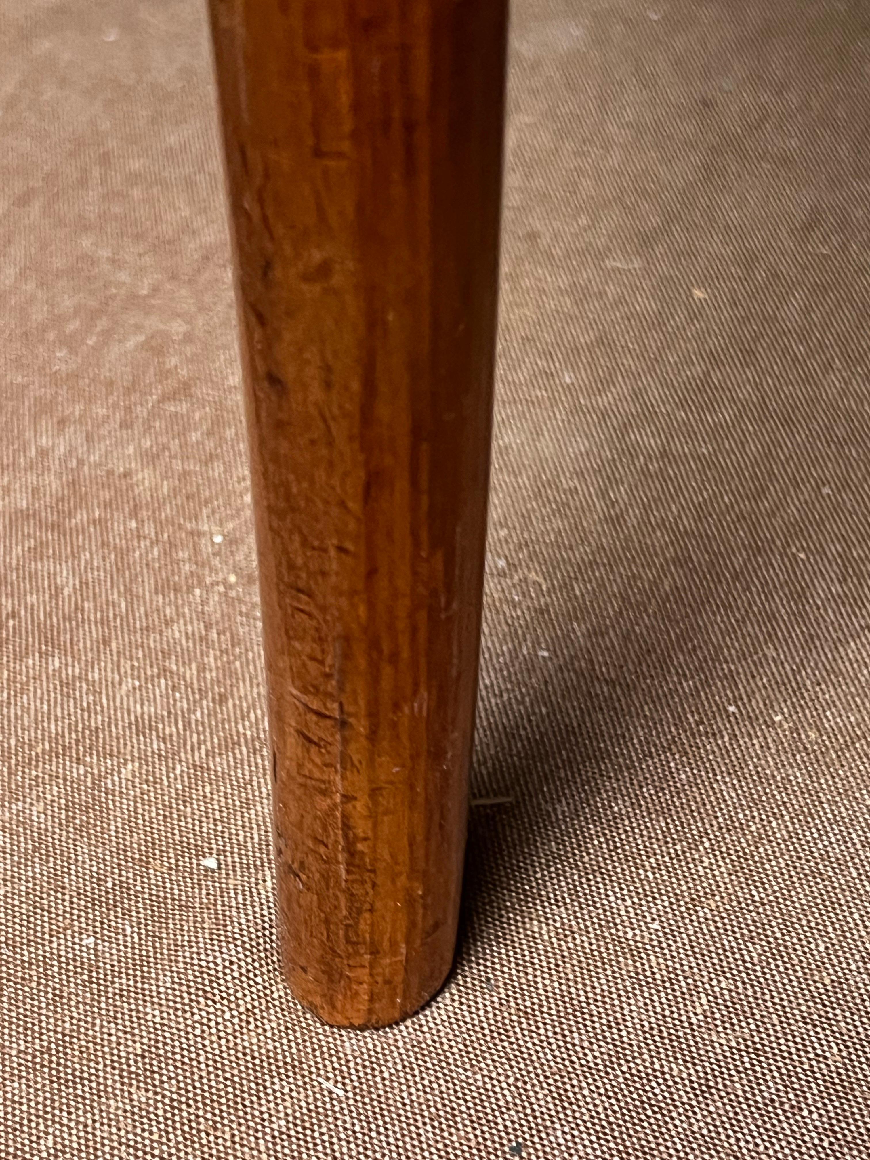 Bruno Mathsson raro tavolino originale del 1936 in legno di radica e betulla, da collezione, nuovo di zecca In condizioni buone in vendita a Forest, BE