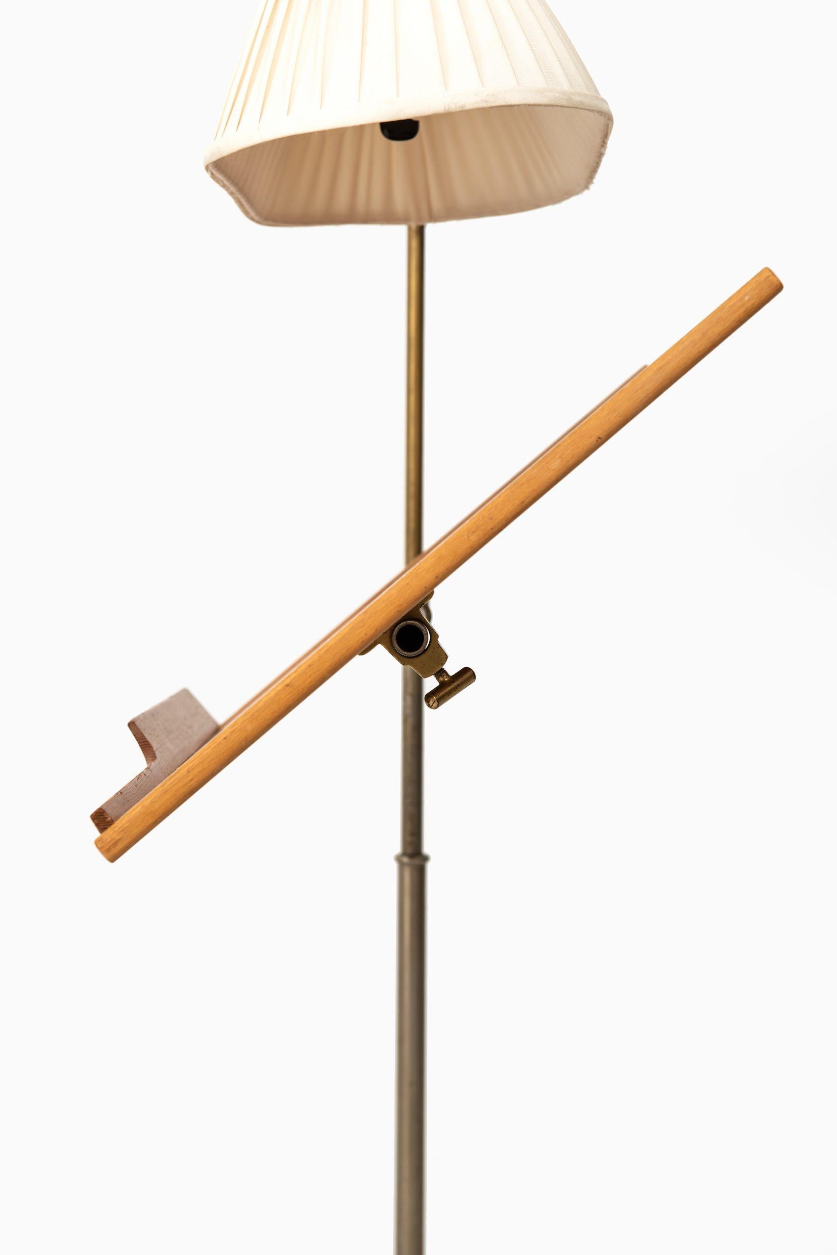 Bruno Mathsson Reading Stand Produced by Karl Mathsson in Värnamo, Sweden In Good Condition For Sale In Limhamn, Skåne län