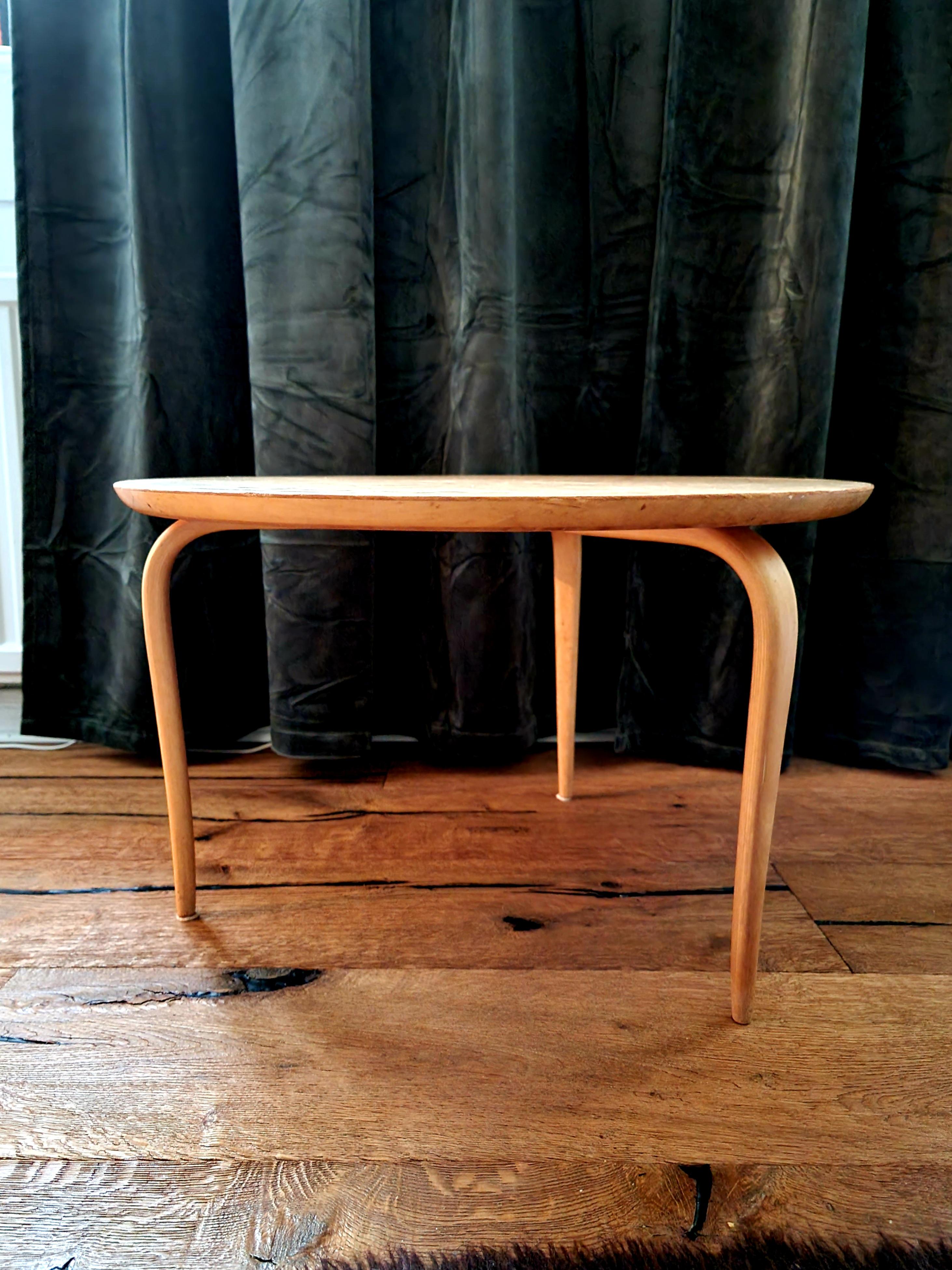 Bruno Mathsson, Side Table 'Annika', Birch, Scandinavian Modern, Dated 1974 For Sale 3