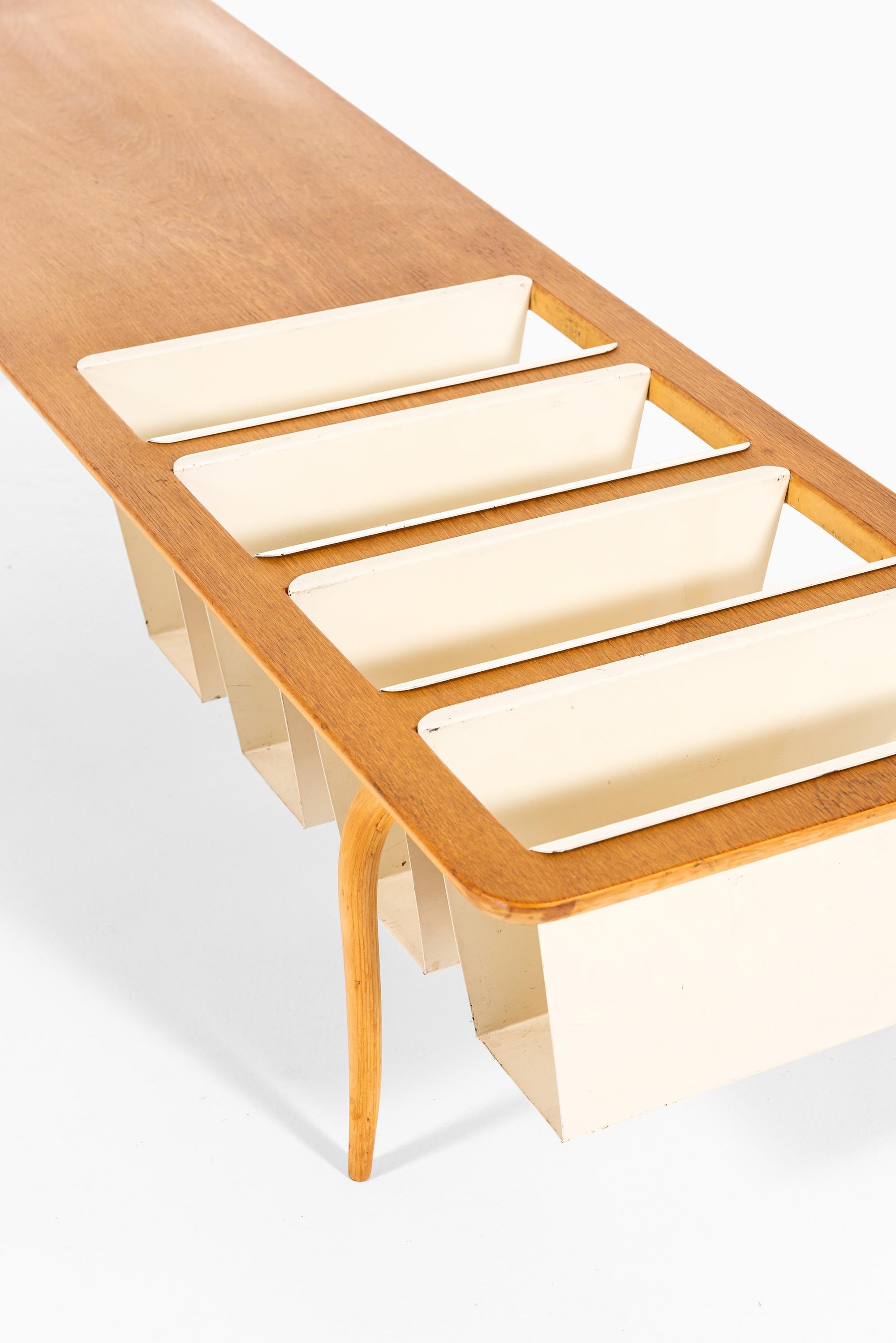 Table d'appoint Bruno Mathsson Produit par Karl Mathsson à Värnamo:: Suède Bon état - En vente à Limhamn, Skåne län