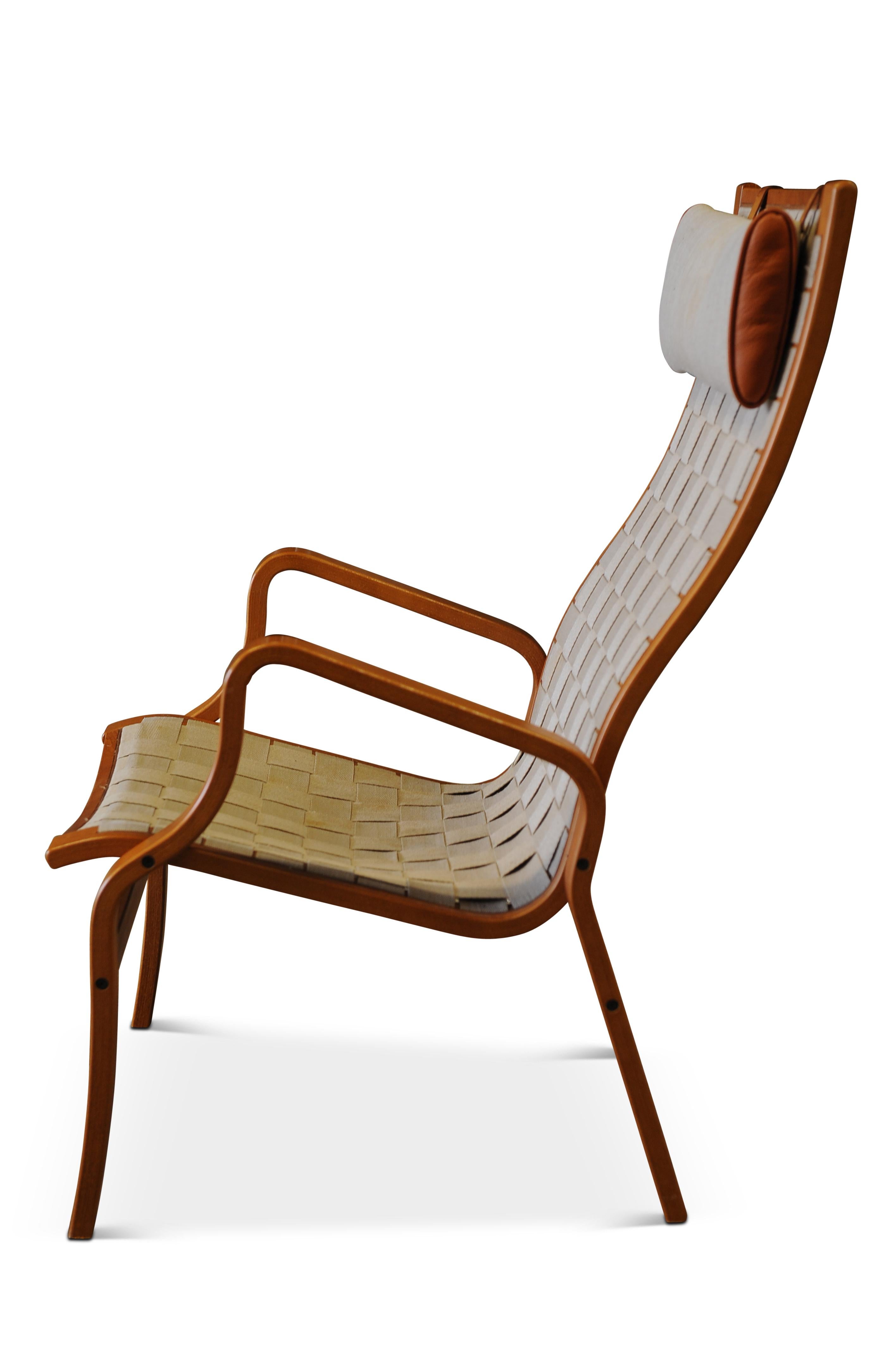 Mid-Century Modern Bruno Mathsson Style Chair with Woven Strap Upholstery & Beech Bentwood Frame For Sale