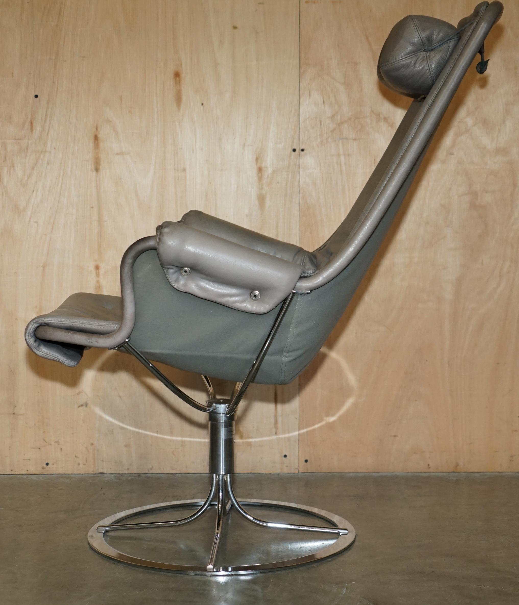 Bruno Mathsson SWEDiSH DUXIANA JETSON ARMCHAIR SWIVEL EN CUIR GRIS en vente 8
