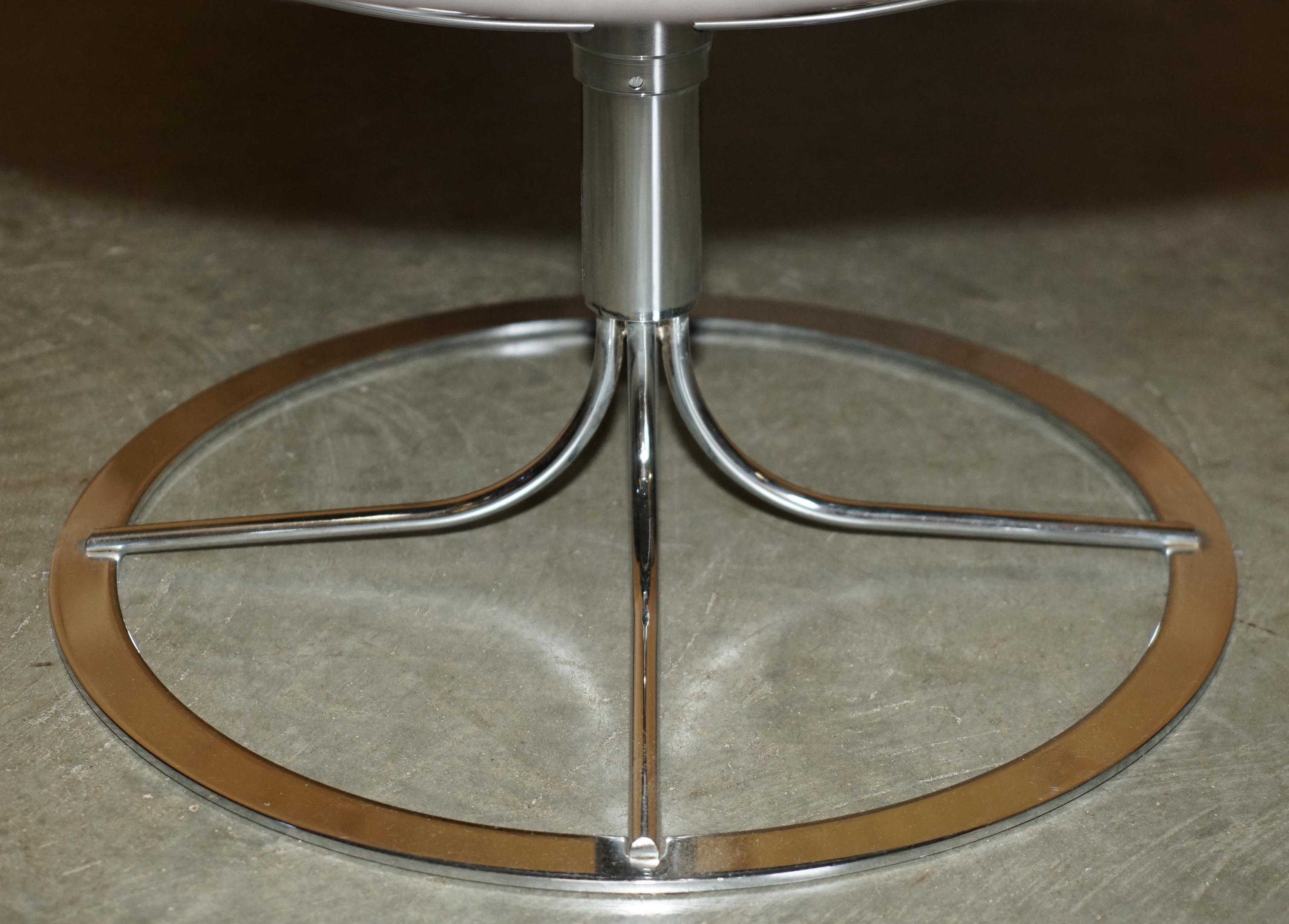 Bruno Mathsson SWEDiSH DUXIANA JETSON ARMCHAIR SWIVEL EN CUIR GRIS en vente 1