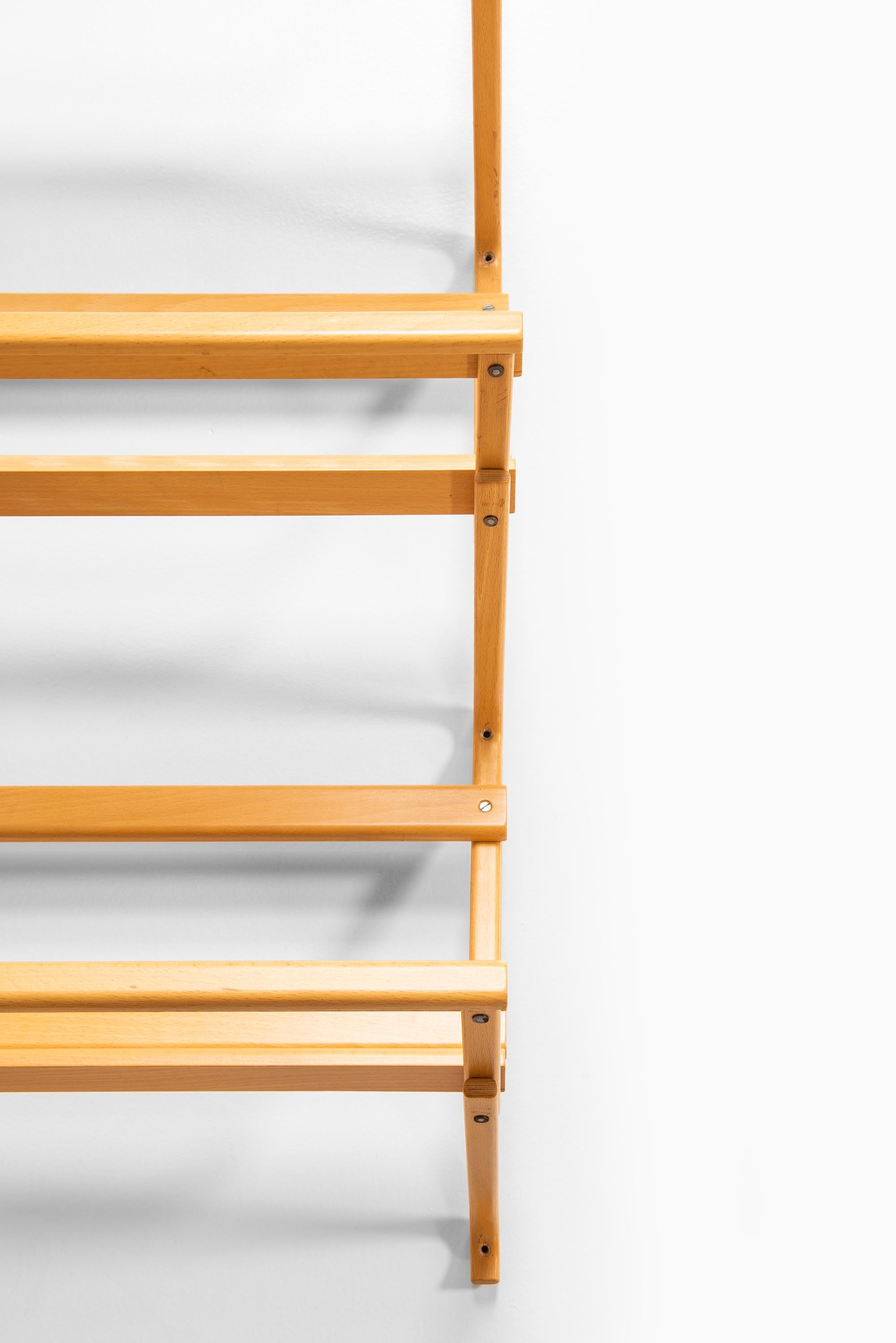 Scandinavian Modern Bruno Mathsson Wall-Mounted Bookcase by Bruno Mathsson International in Sweden For Sale