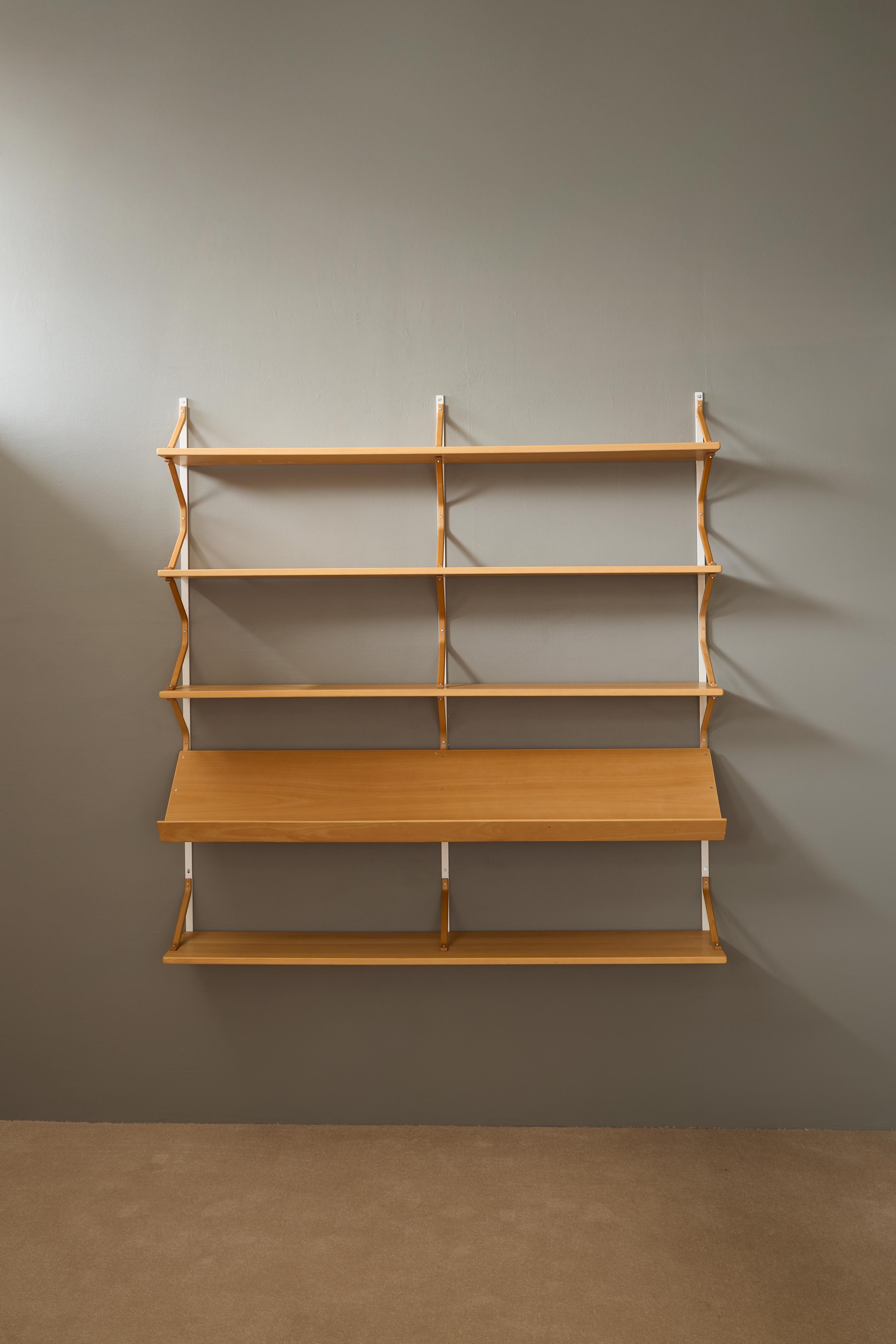 Estantería de pared Bruno Mathsson, Suecia, años 70 en Bueno estado para la venta en Stockholm, SE