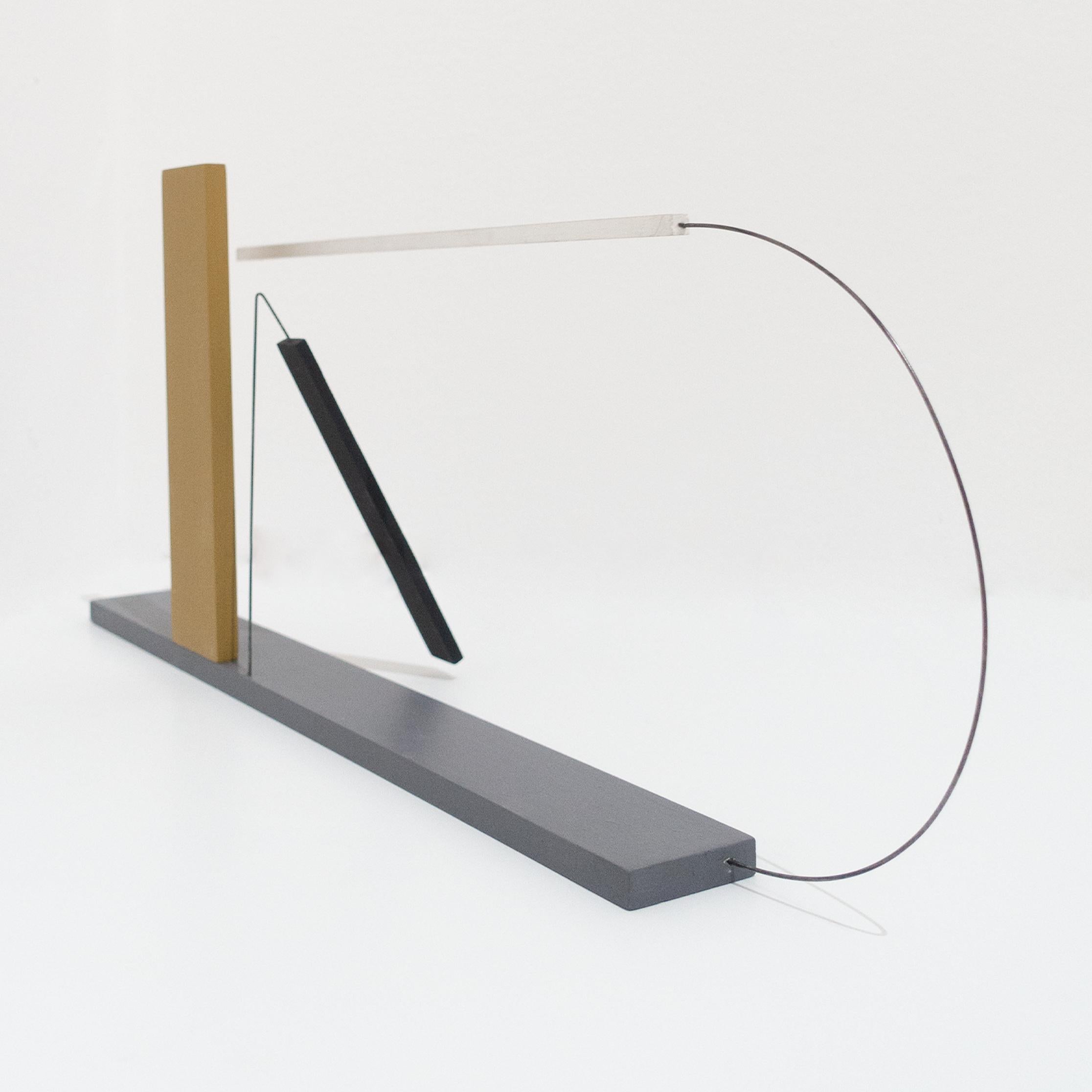 Bruno Munari Abstract Sculpture – Sensitiva, kinetische Skulptur, abstrakte Kunst, Holz, pastellfarbene Farben