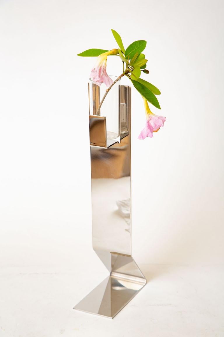 Bruno Munari, versilberte skulpturale Vase mit Glaseinsatz, italienisches Vintage (Versilberung) im Angebot