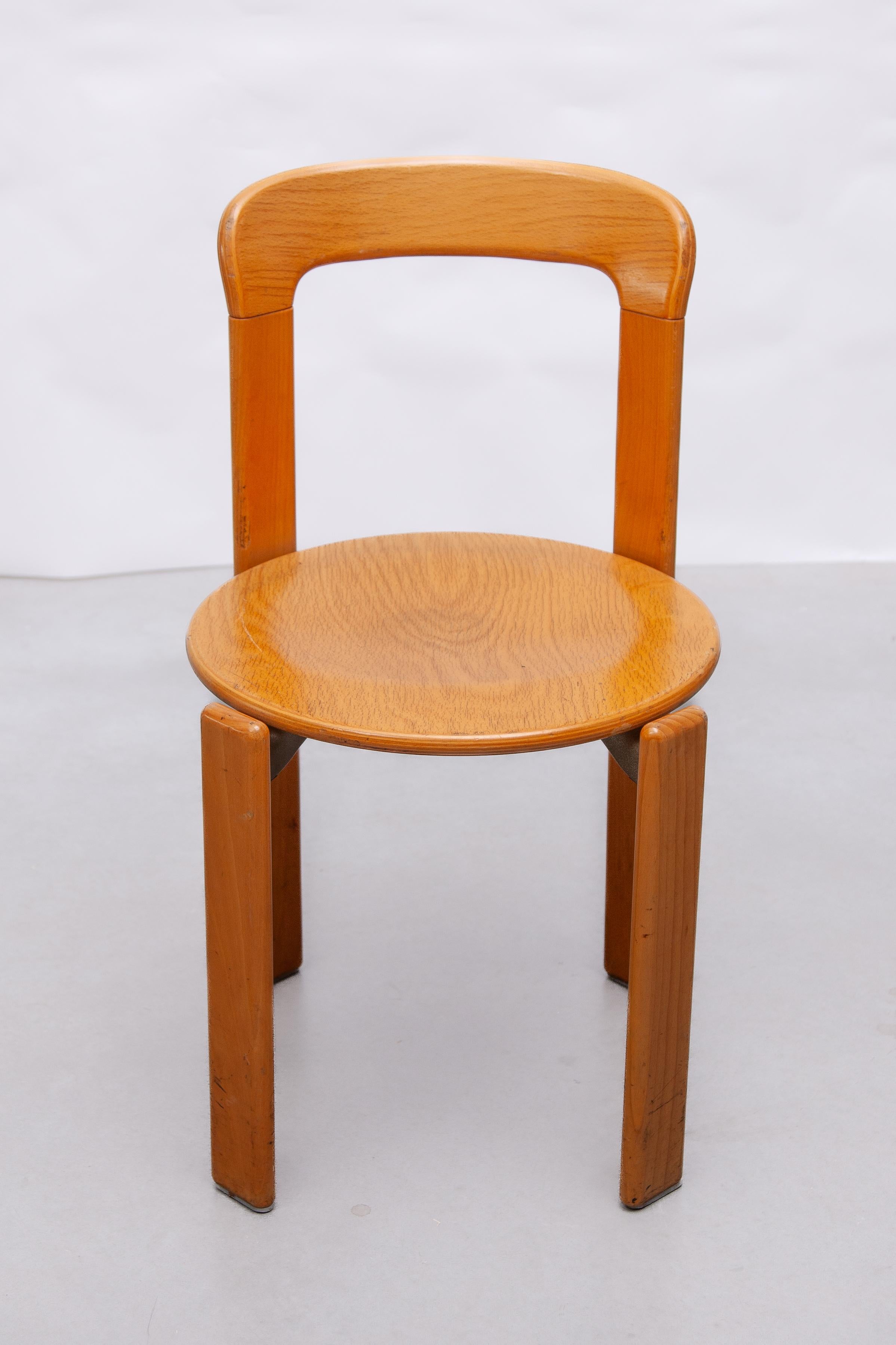 A mid-century modern iconic chair for your living room, office or Restaurant since 1971. The design that emerged from a period of countless experiments was model 3300, the Rey chair, which became one of the most iconic pieces of Swiss industrial