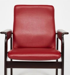 Paire de fauteuils en cuir Bruno Rey