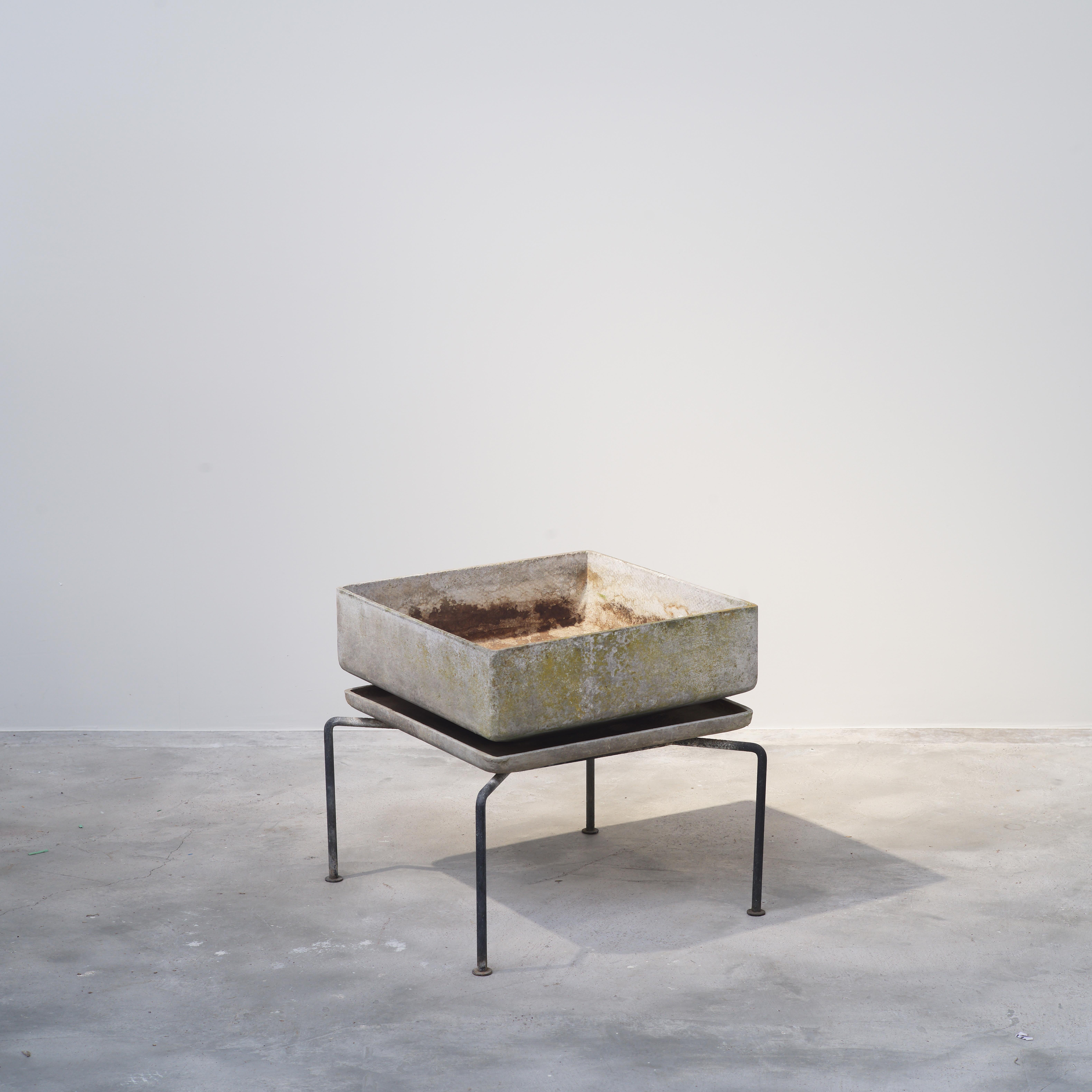 This item expresses a specific rawness. There is no need for precise execution or the desire to appear sophisticated. It is simple, self-evident, and direct. It is made out of basic elements, illustrating a new language: essential and cleared of
