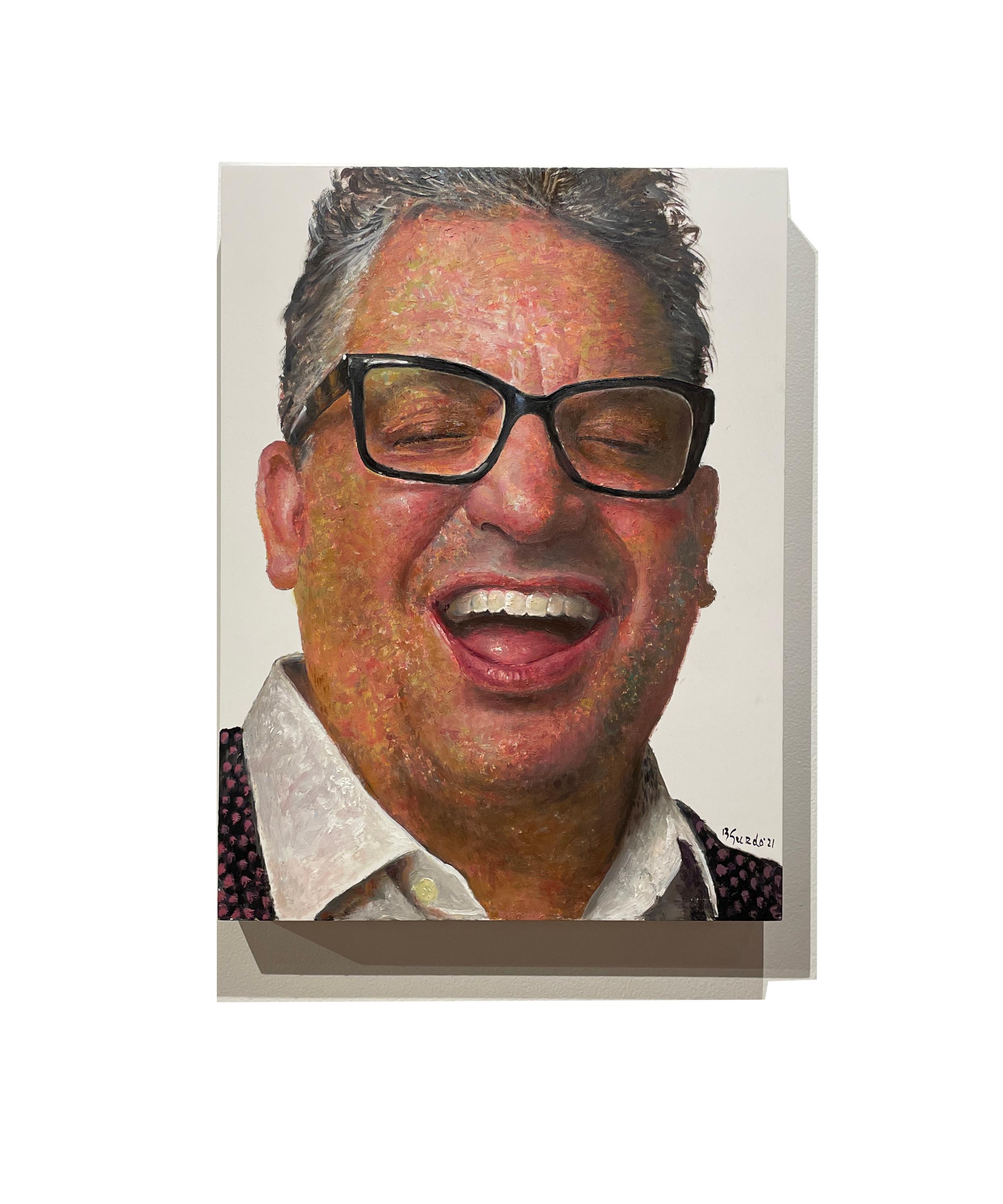 Qu'est-ce qu'il se fait de si drôle ? - Portrait d'un homme riant, huile sur toile d'origine - Marron Portrait Painting par Bruno Surdo