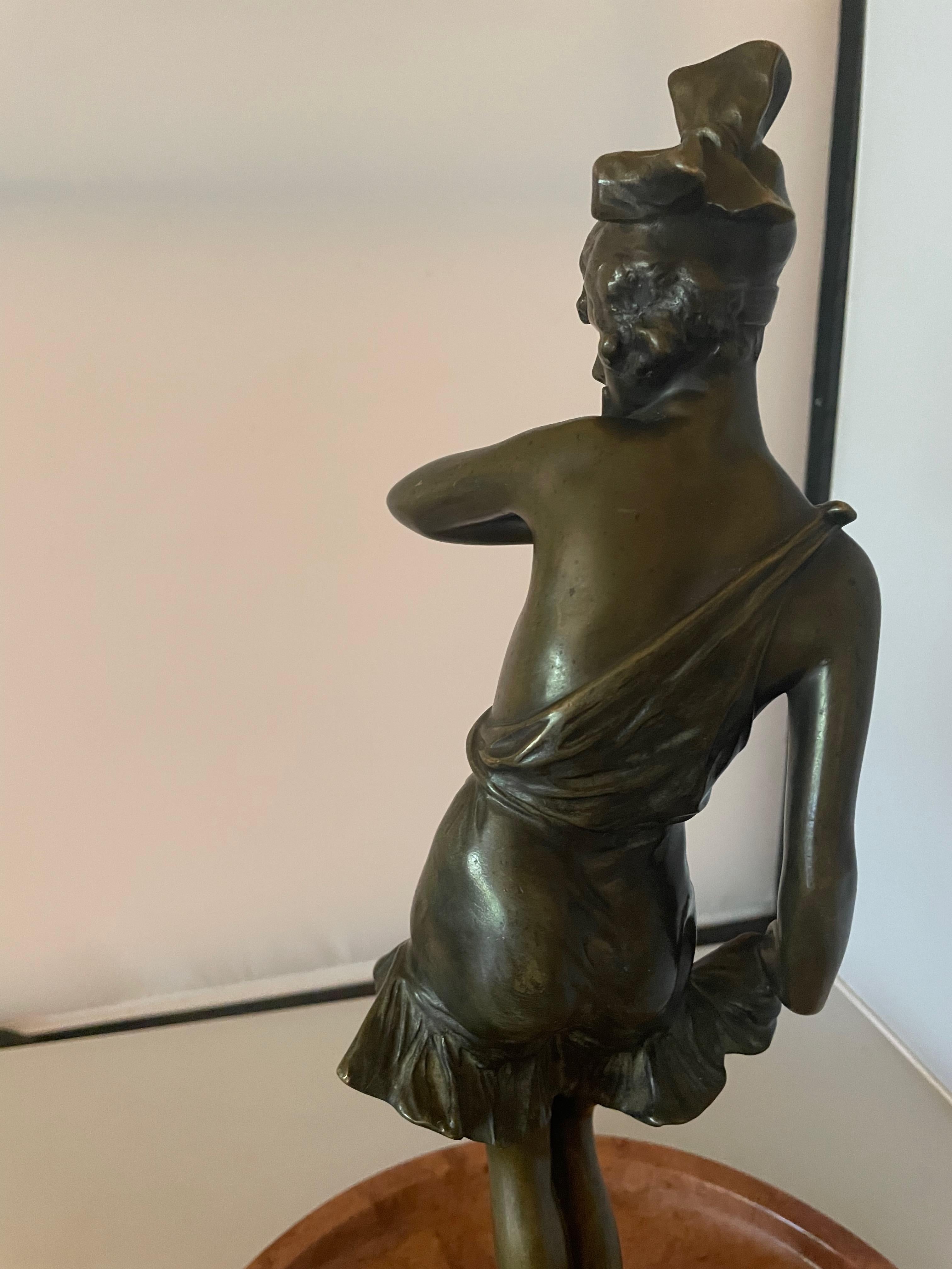 Bruno Zach Figurine féminine en bronze 