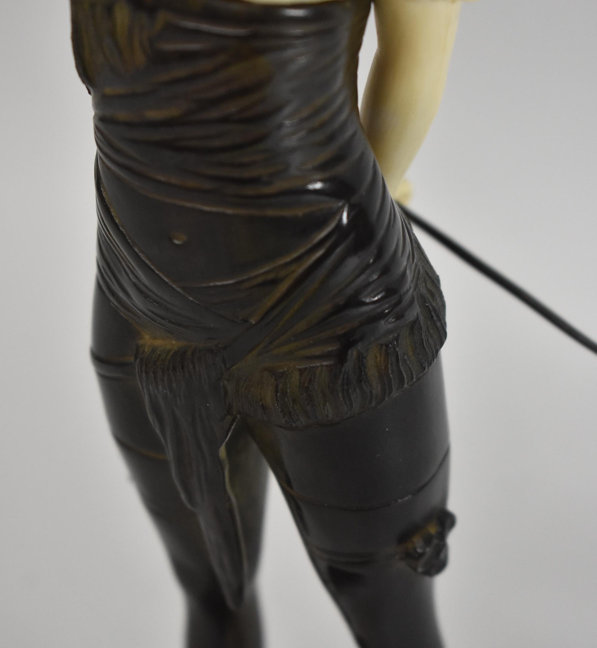 Bronzeskulptur von Bruno Zach im Angebot 2