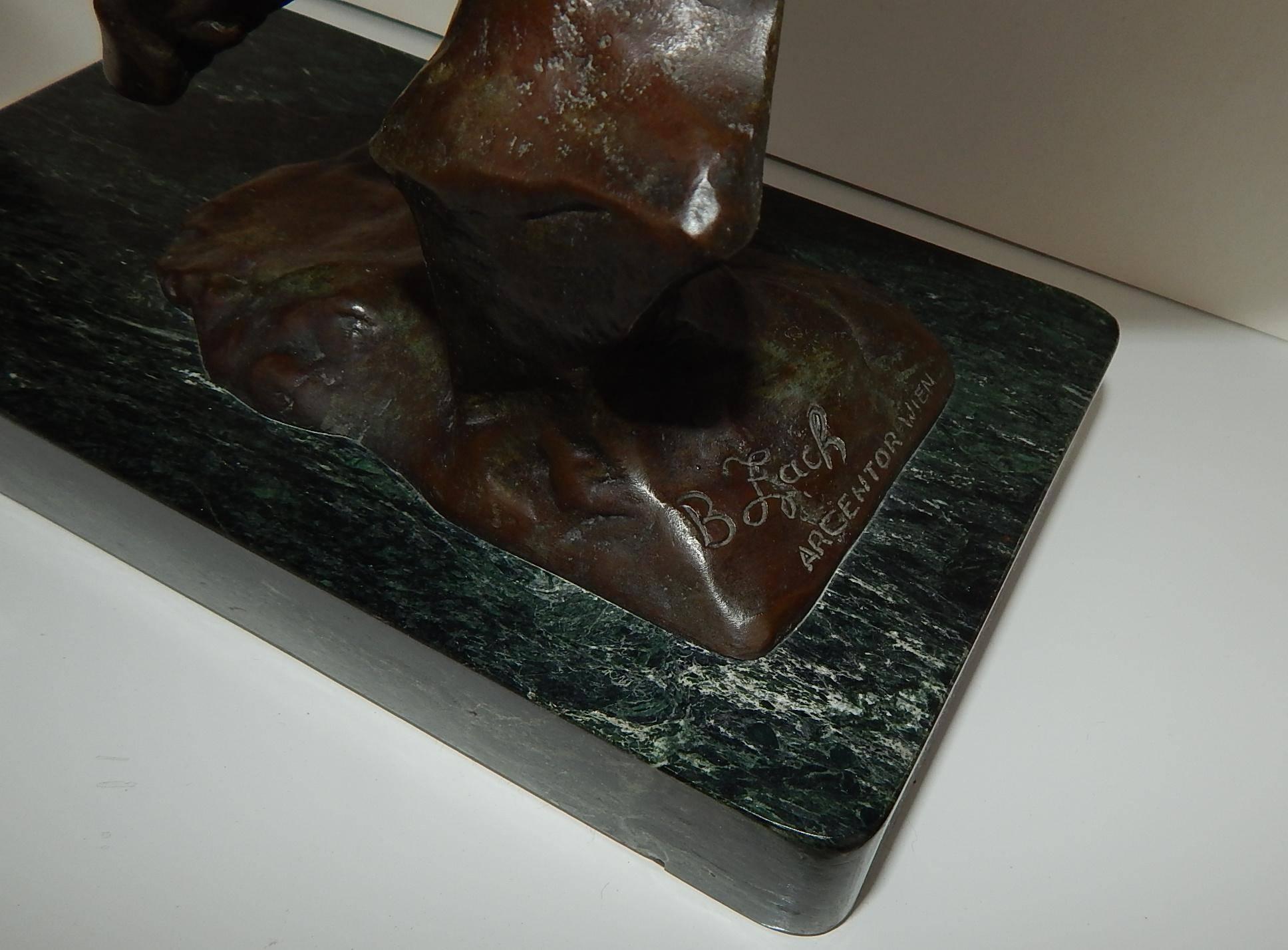 Escultura de bronce Bruno Zach Deco, 1925, tema indígena americano en venta 4