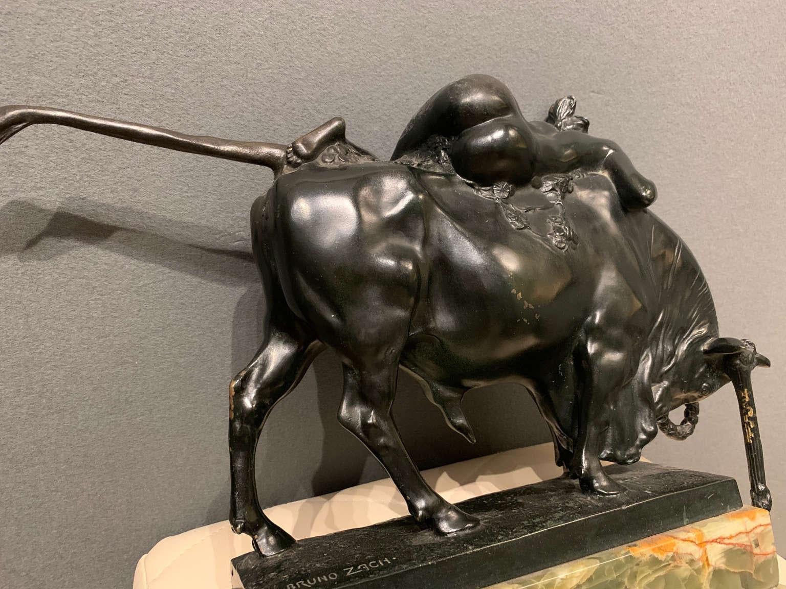 Europa e Zeus - Sculpture di Bruno Zach