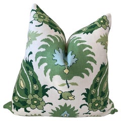 Brunschwig & Fils "Kashmiri" Grünes daunengefülltes 24"-Kissen - einzeln