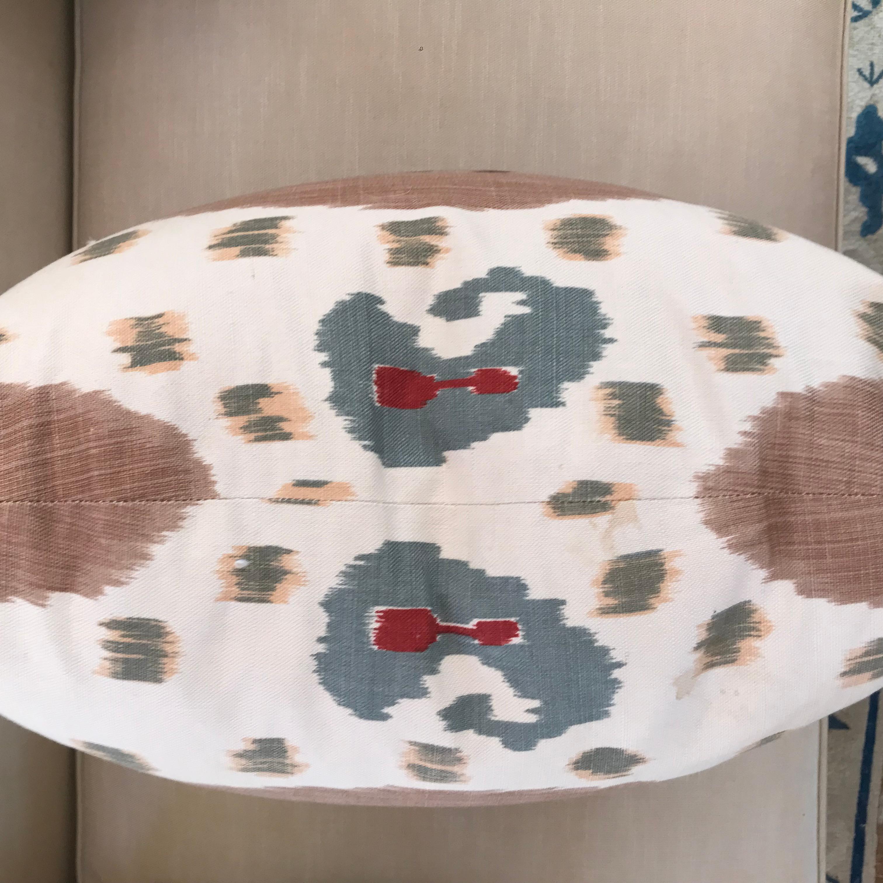 Ikat Cuscini in piuma d'oca 'Samarkand' di Brunschwig & Fils - a apir in vendita