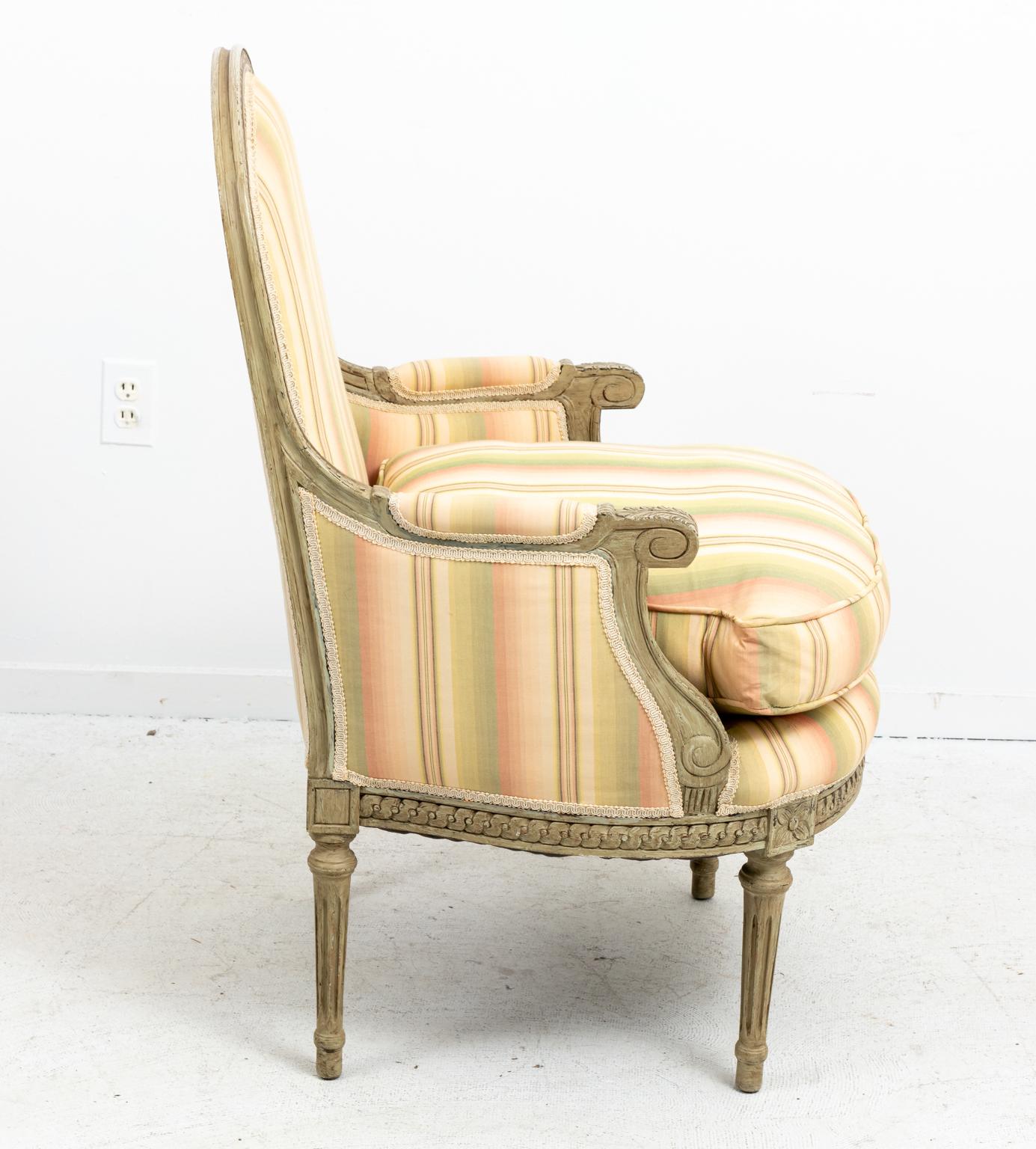 20th Century Brunschwig & Fils Upholstered French Bergère Armchair For Sale