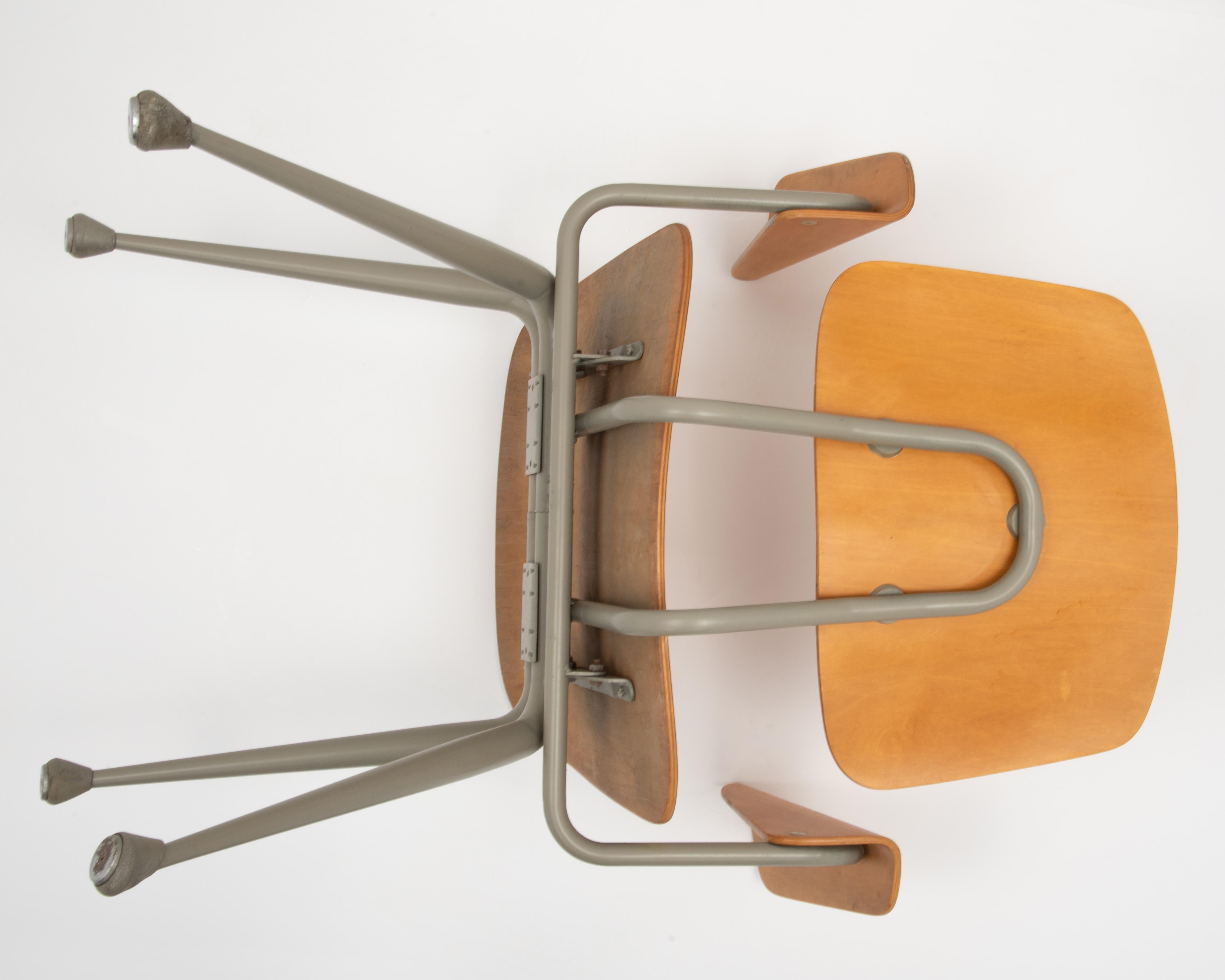 Ensemble de quatre fauteuils en contreplaqué d'érable du Brunswick d'après Eames Dcw Jean Prouve en vente 6