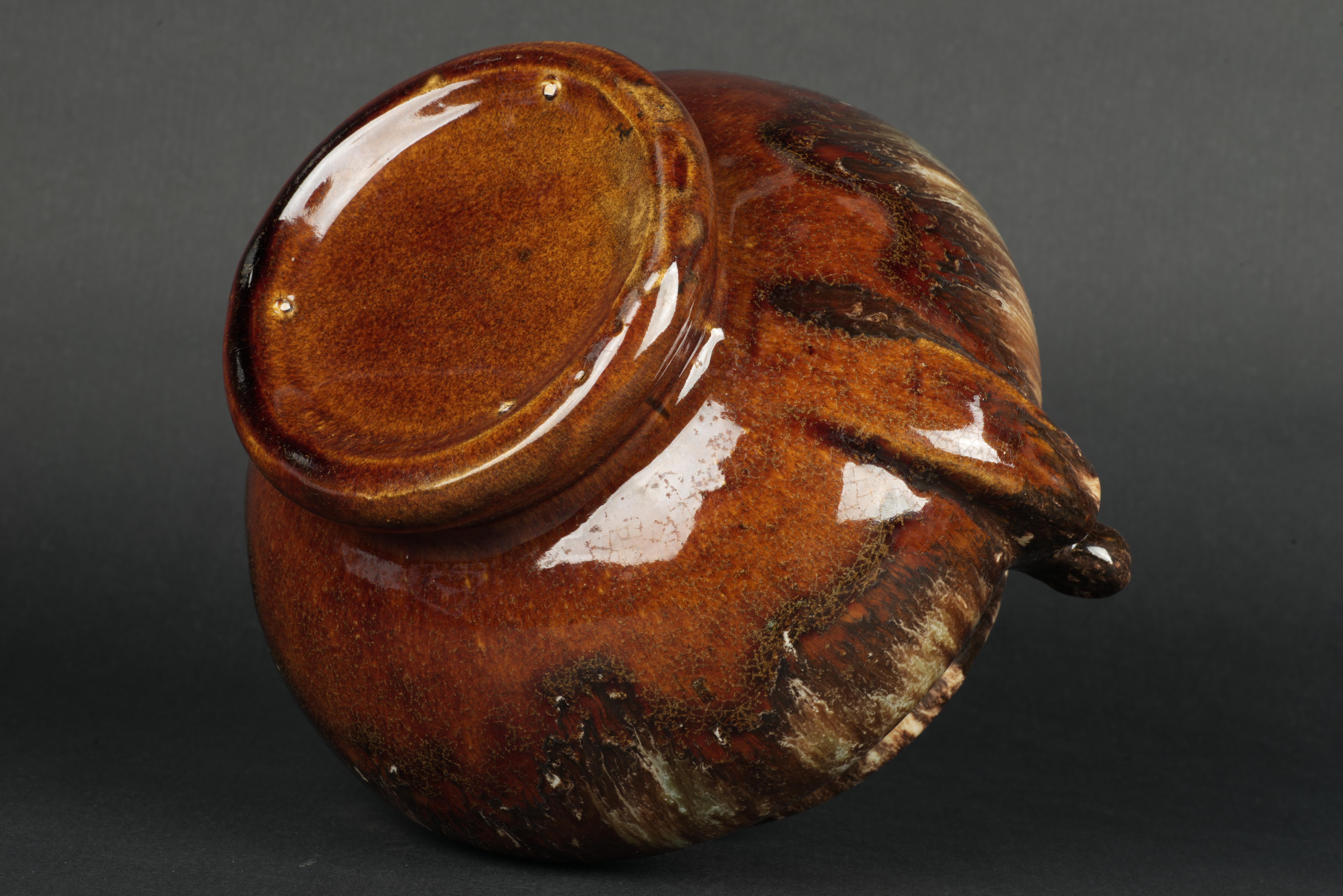 Brush Mccoy Art Deco Vaso a urna in ceramica marrone con smalto a goccia 1930s in vendita 1