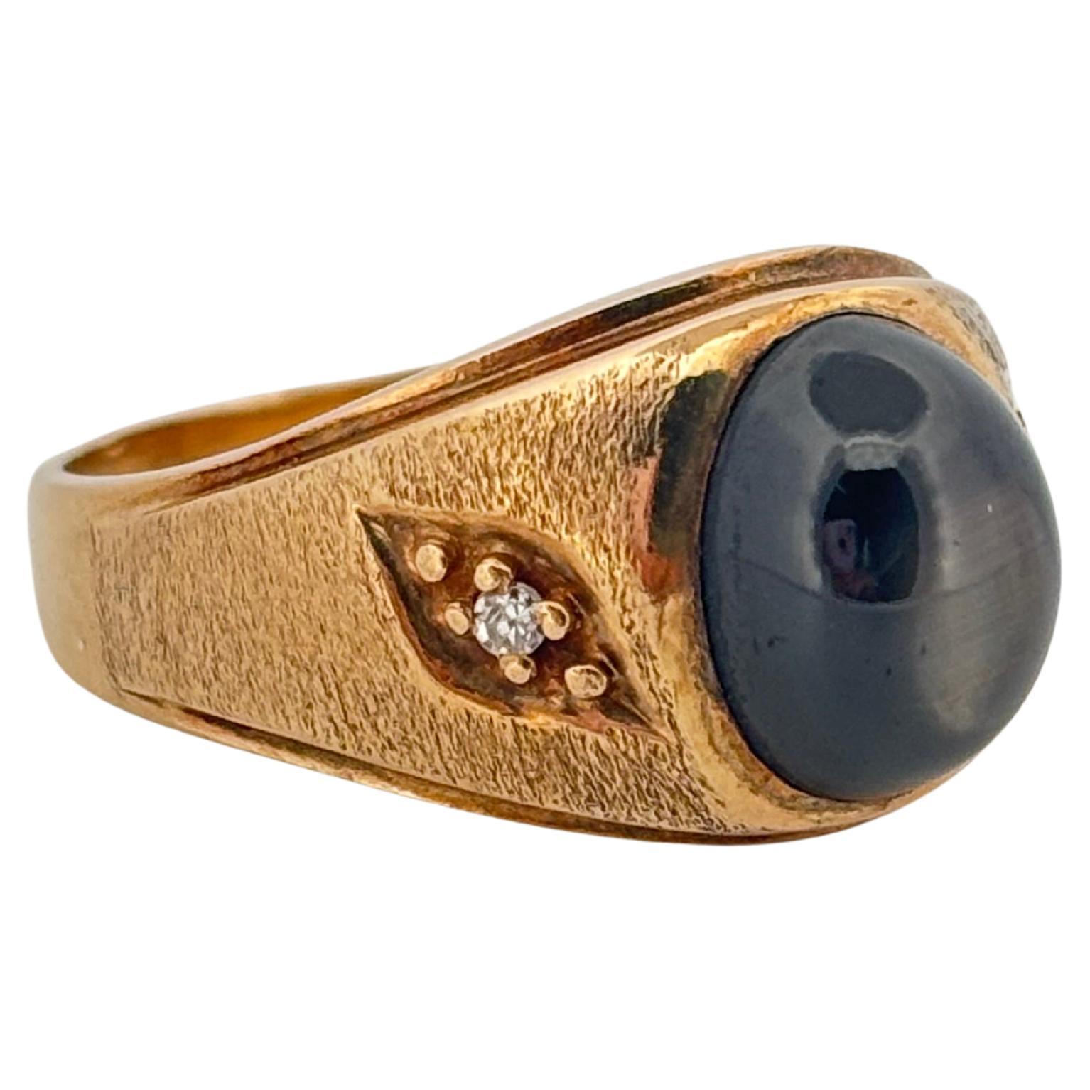 10K gebürstetes Gelbgold Schwarzer Stern Saphir & Diamant Ring