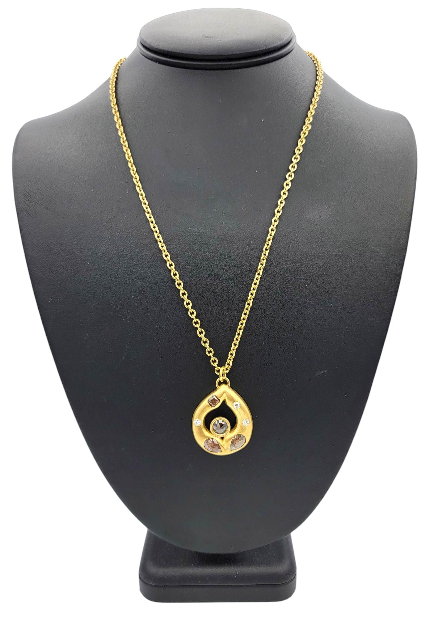Collana con ciondolo a goccia in oro spazzolato 18 carati con diamanti bianchi e marroni in vendita 5