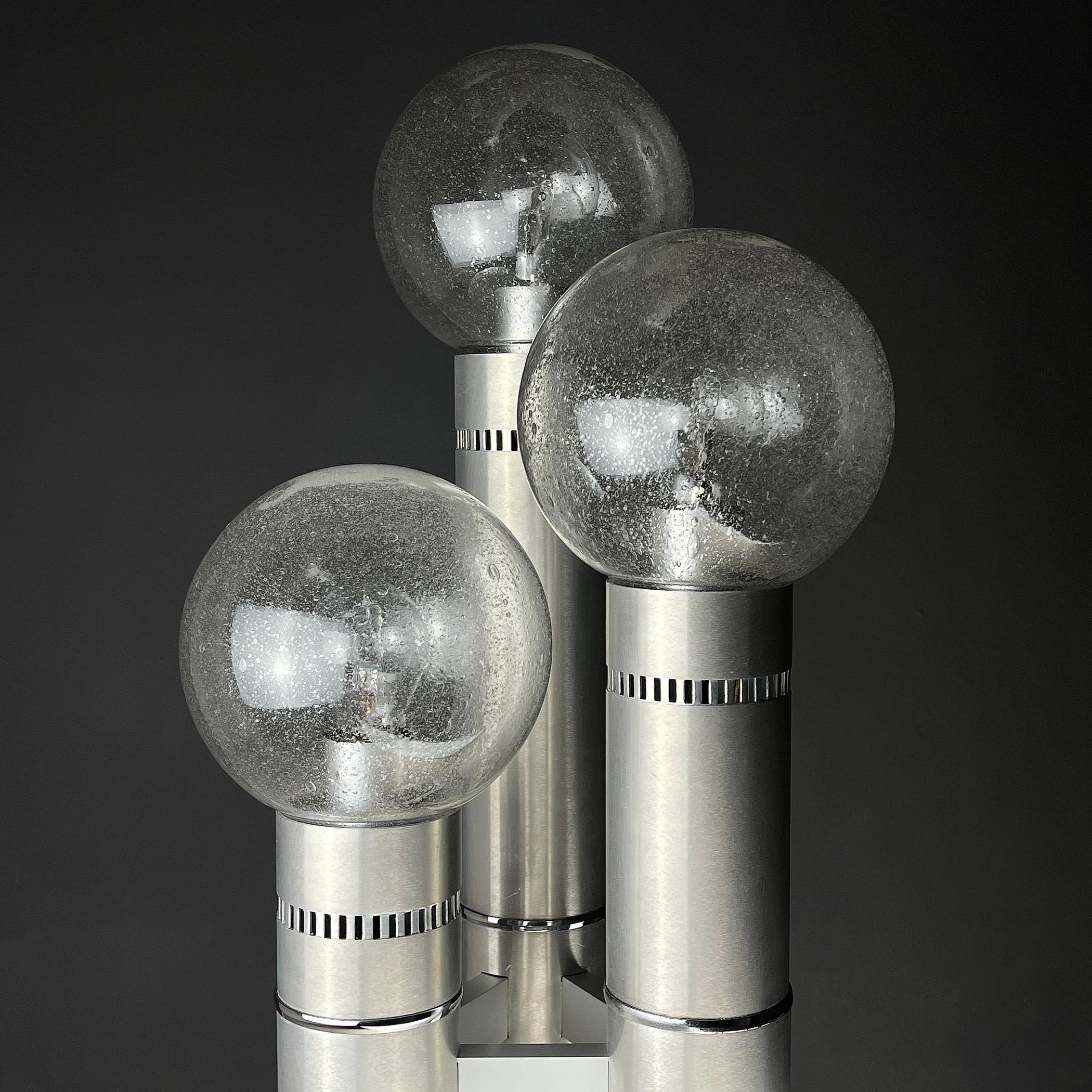 Brushed Aluminum Floor Lamp, Italy, 1970s For Sale 7