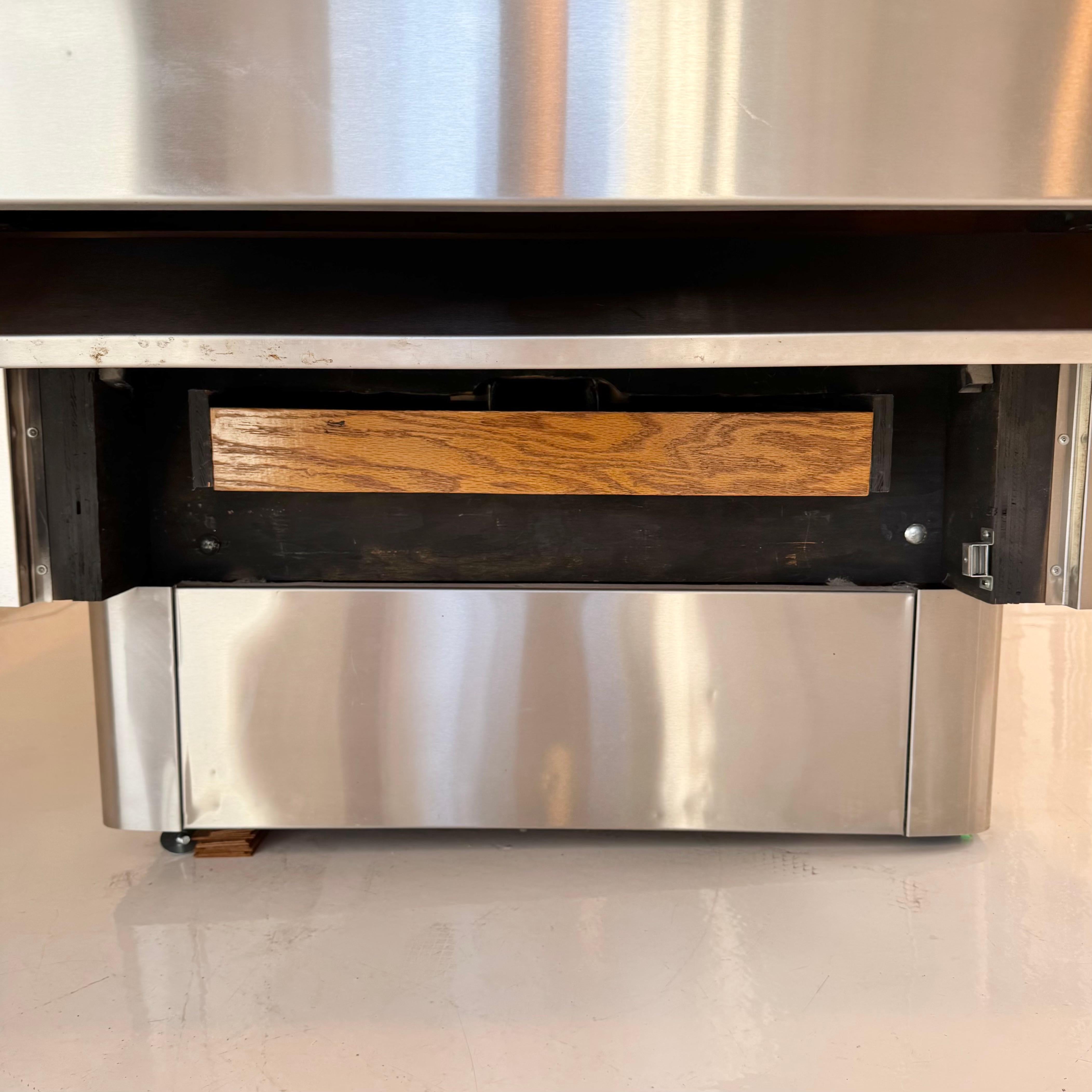Brushed Aluminum Stacked Level Pool Table, 1980s USA For Sale 8