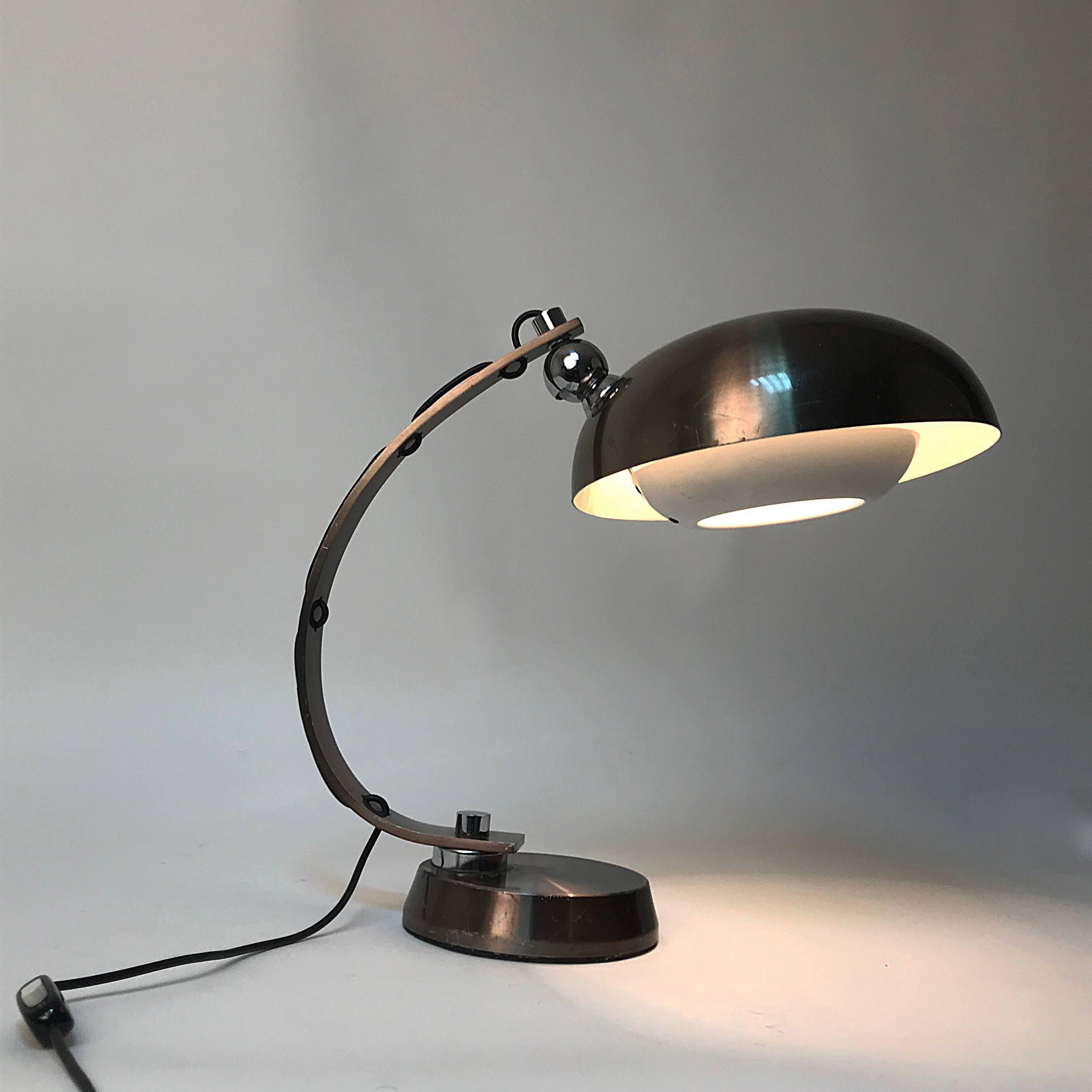 Brushed and Bronzed Aluminum Italian Table Lamp, 1970s Attributed to Arredoluce For Sale 2
