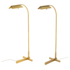 Lampade da terra regolabili con linea sottile in ottone spazzolato di Clarus Lighting per Casella