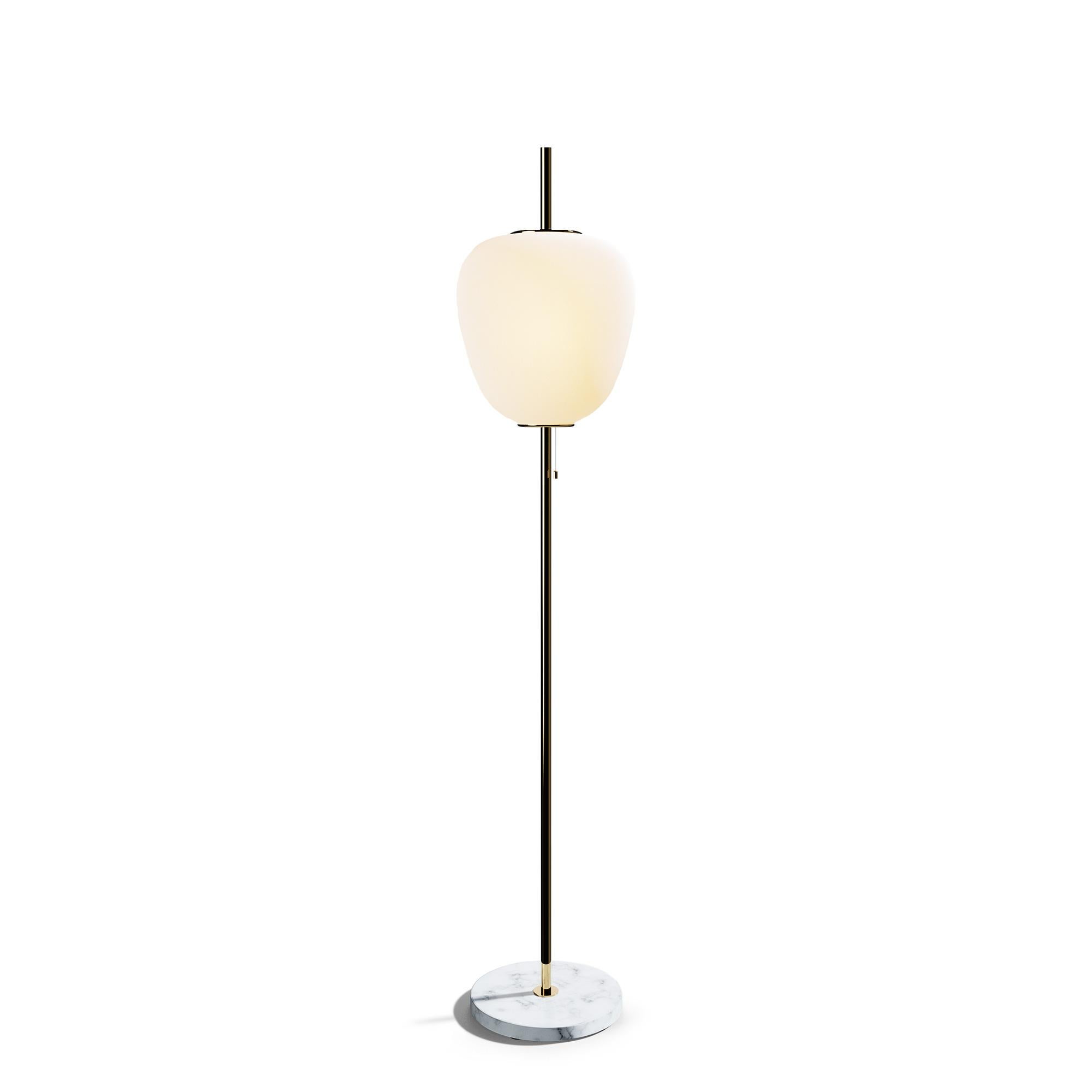 Laiton Lampadaire J14 en laiton brossé de Disderot en vente