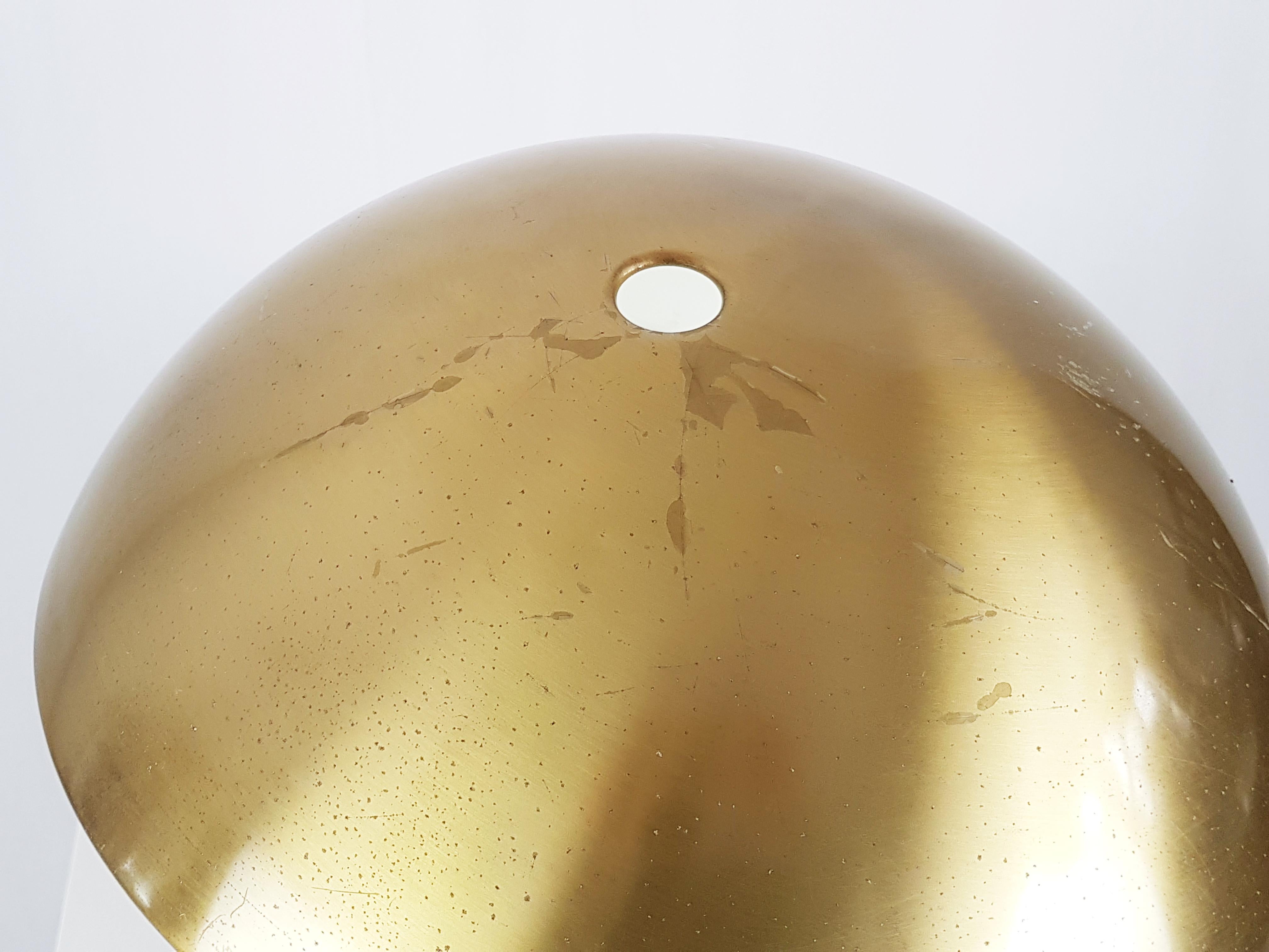 Plastic Brushed Brass Vaga Table Lamp by Franco Mirenzi for Valenti, 1978 For Sale