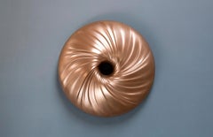 Gebürstete Bronze Harz Maelstrom Wandskulptur von David Tragen