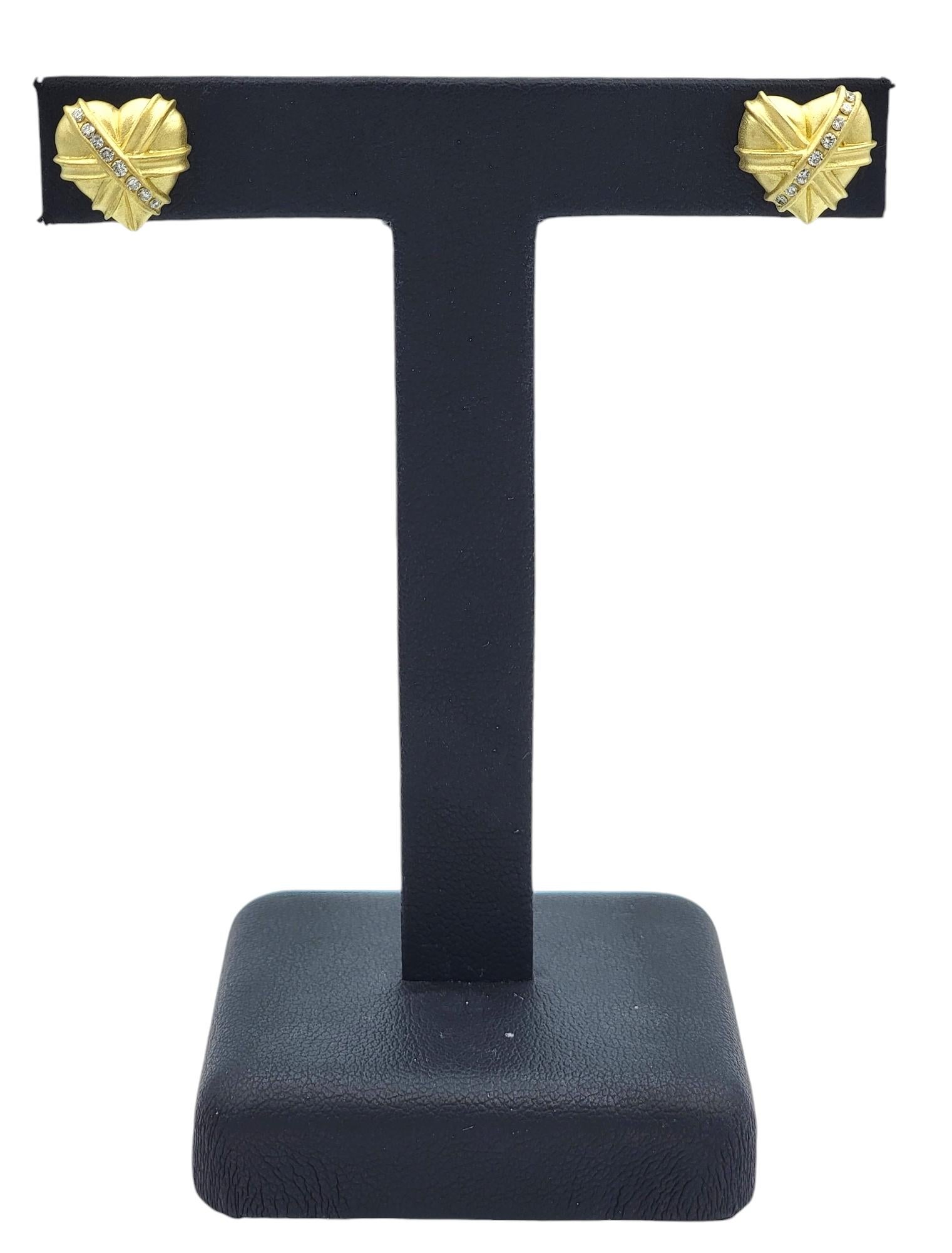 Women's Brushed Finish 18 Karat Yellow Gold Textured Heart Earrings with Round Diamonds For Sale