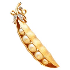 Vintage Brushed Gold "Peas in a Pod" Pearl Brooch By Crown Trifari, 1960s