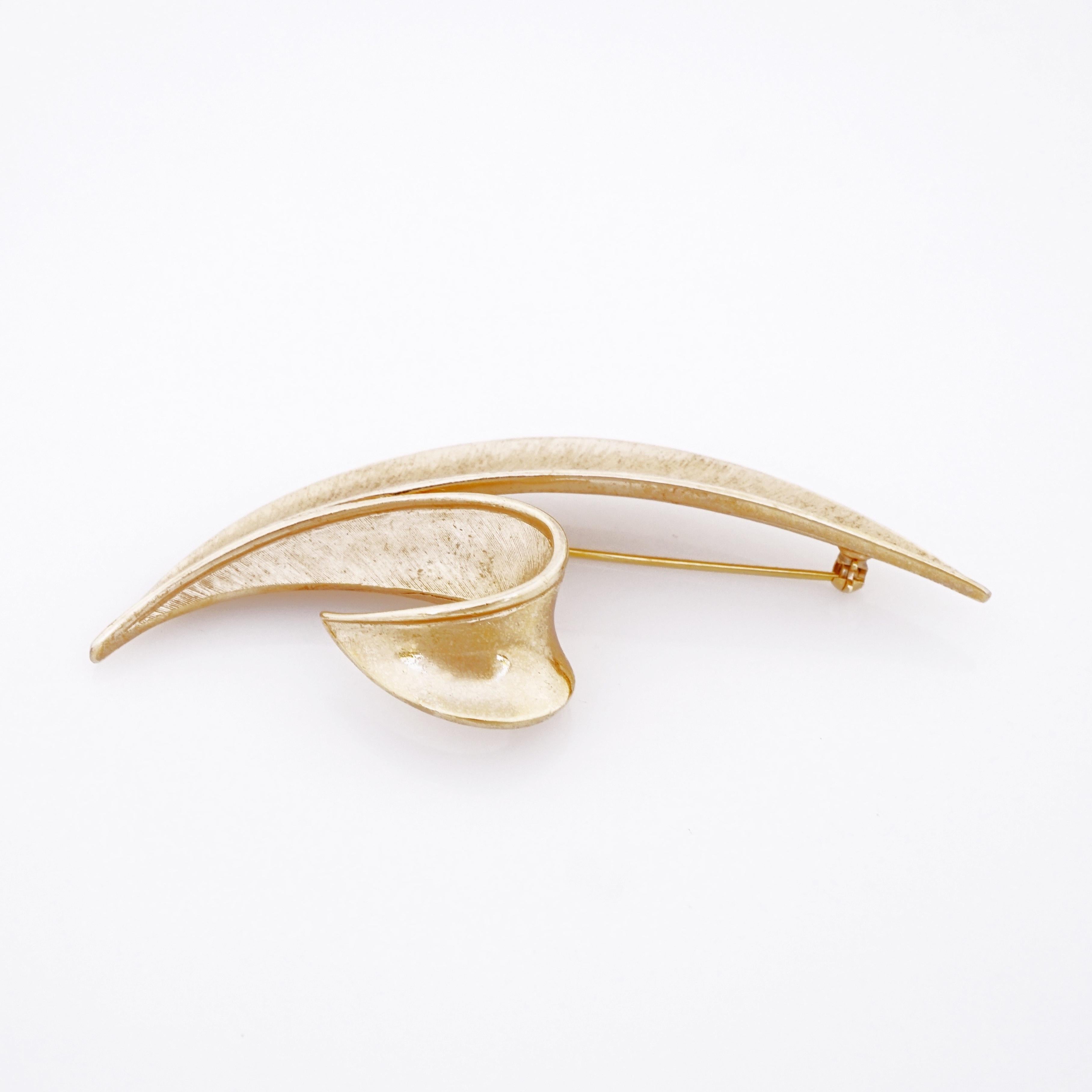 trifari pin