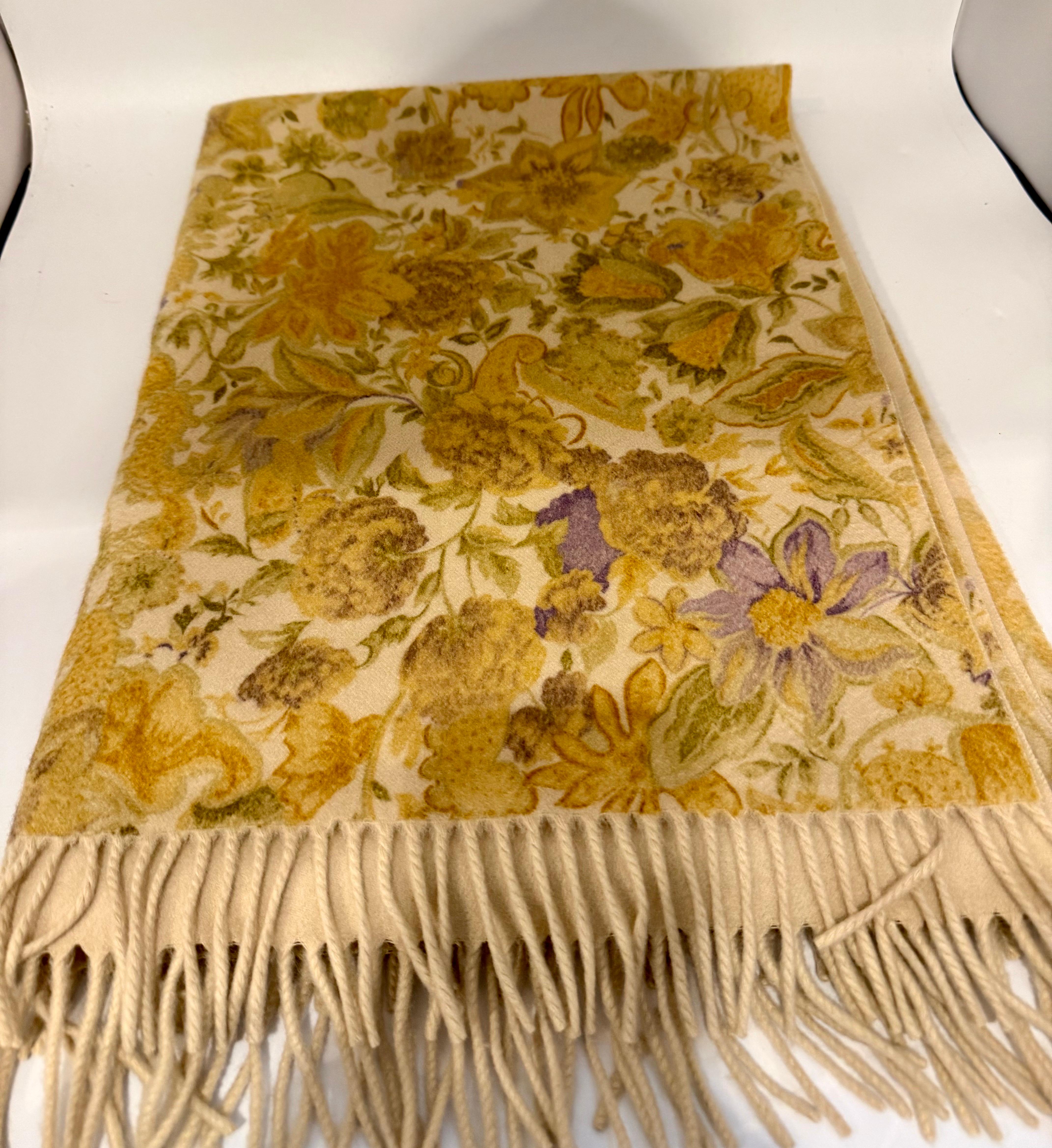 Brushed Long Fringed Shawl/Stole/Scarf, 100 % Cashmere , Made in Italy, 77 