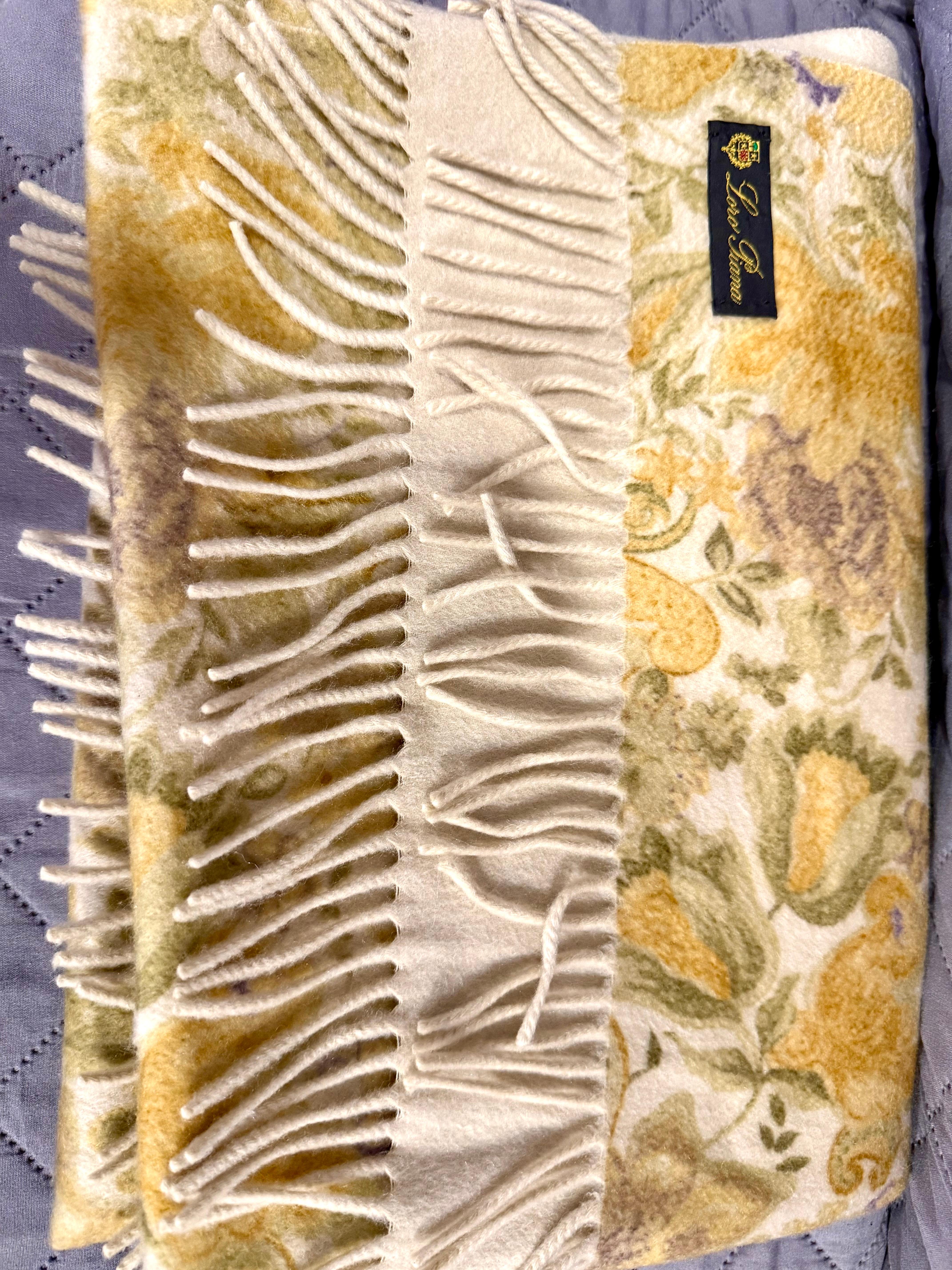 Brushed Long Fringed Shawl/Stole/Scarf, 100 % Cashmere , Made in Italy, 77 